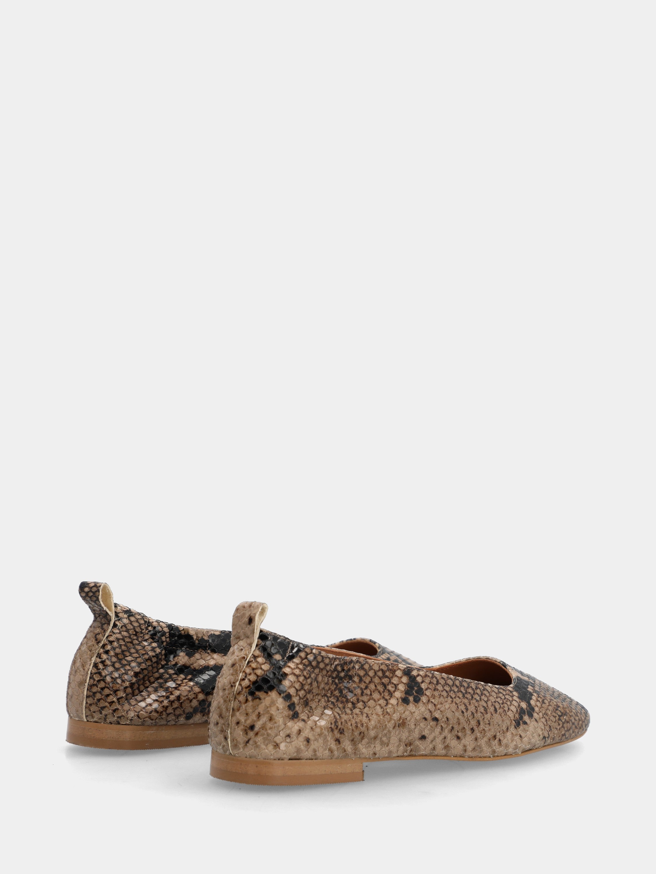 Beige python-print calfskin Ballet flat with sacchetto construction