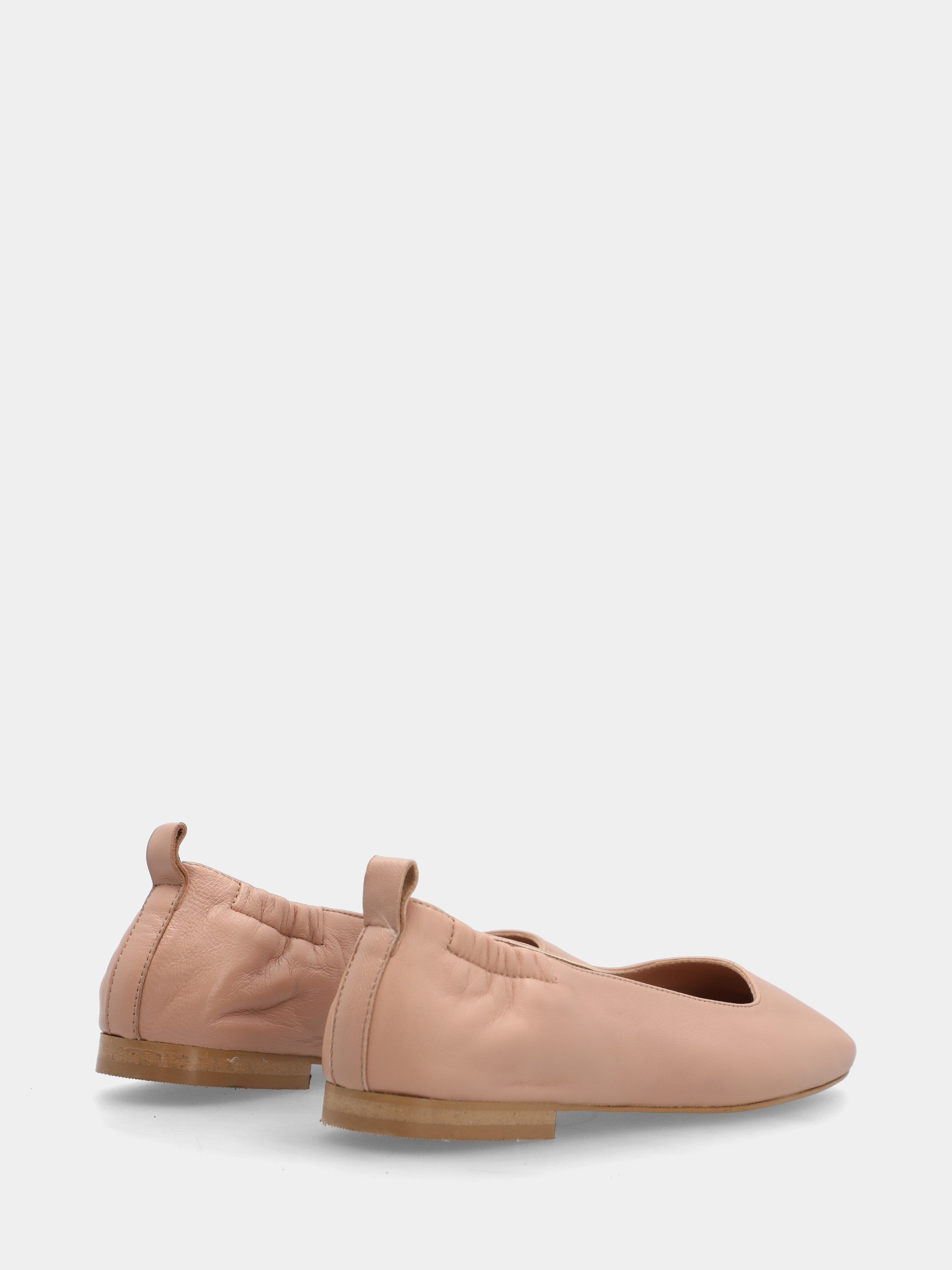 Ballerine en nappa nude avec construction sacchetto