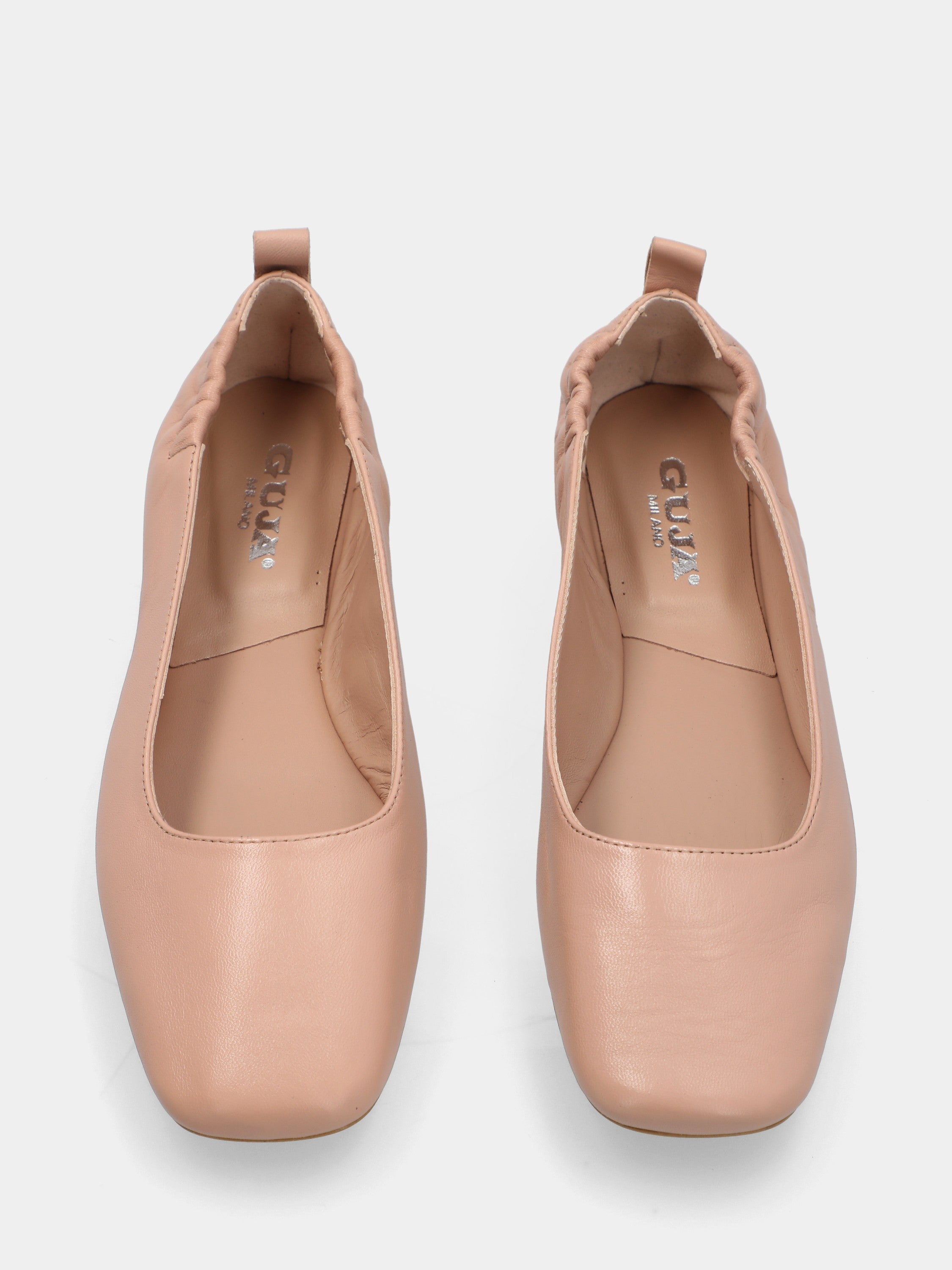 Ballerine en nappa nude avec construction sacchetto