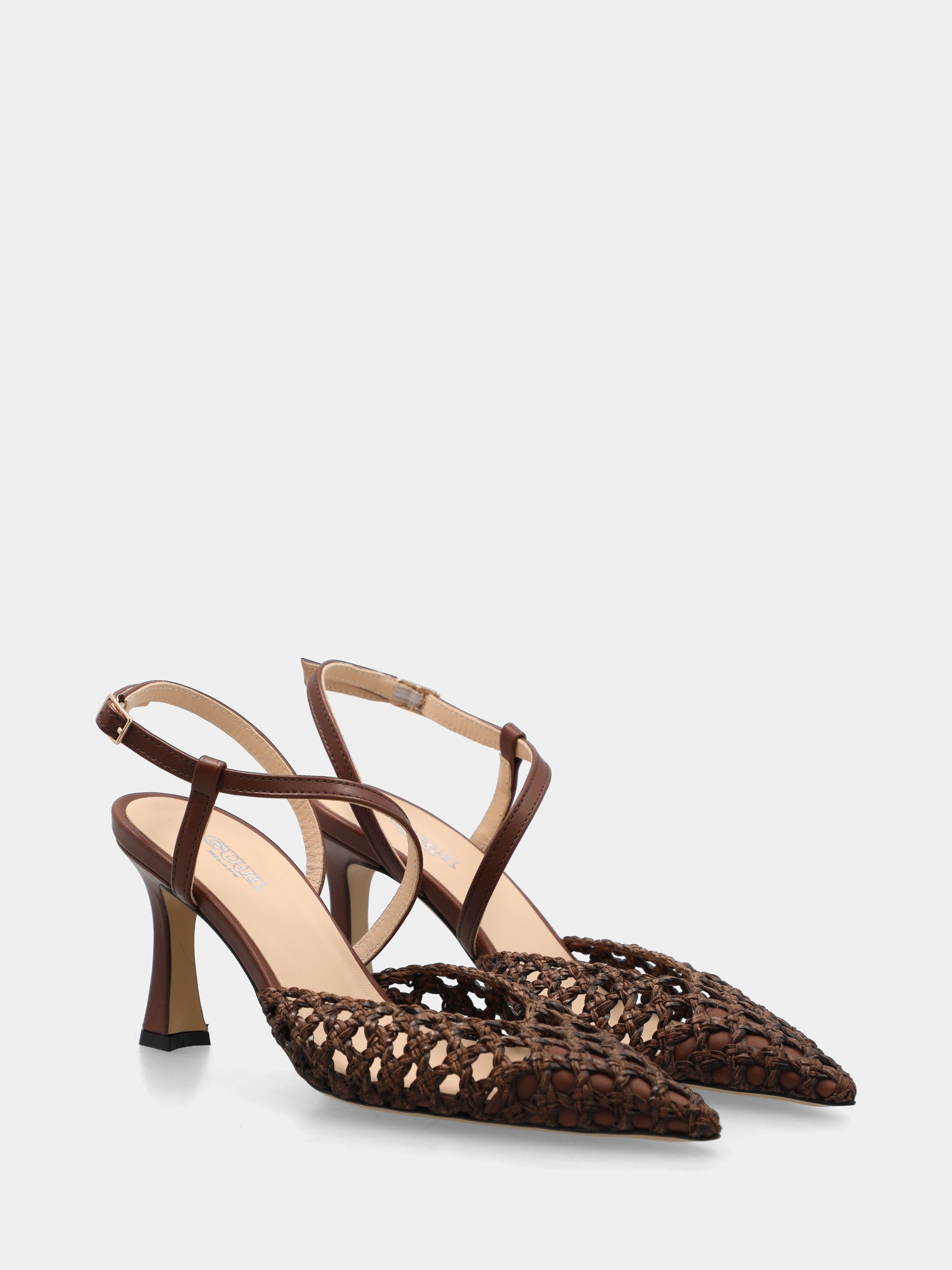 Slingback aus geflochtener brauner Raffia mit hohlem Absatz