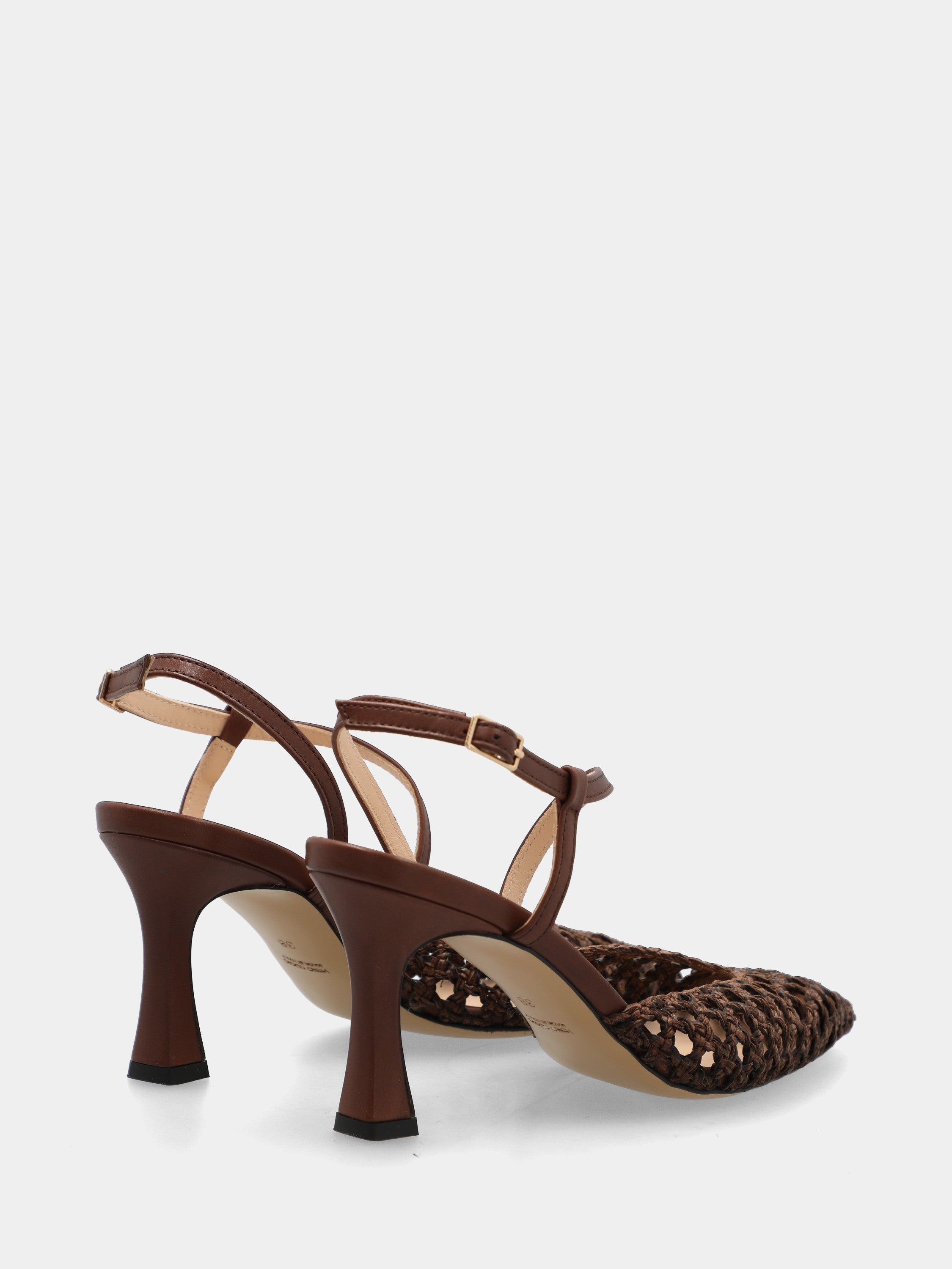 Slingback aus geflochtener brauner Raffia mit hohlem Absatz