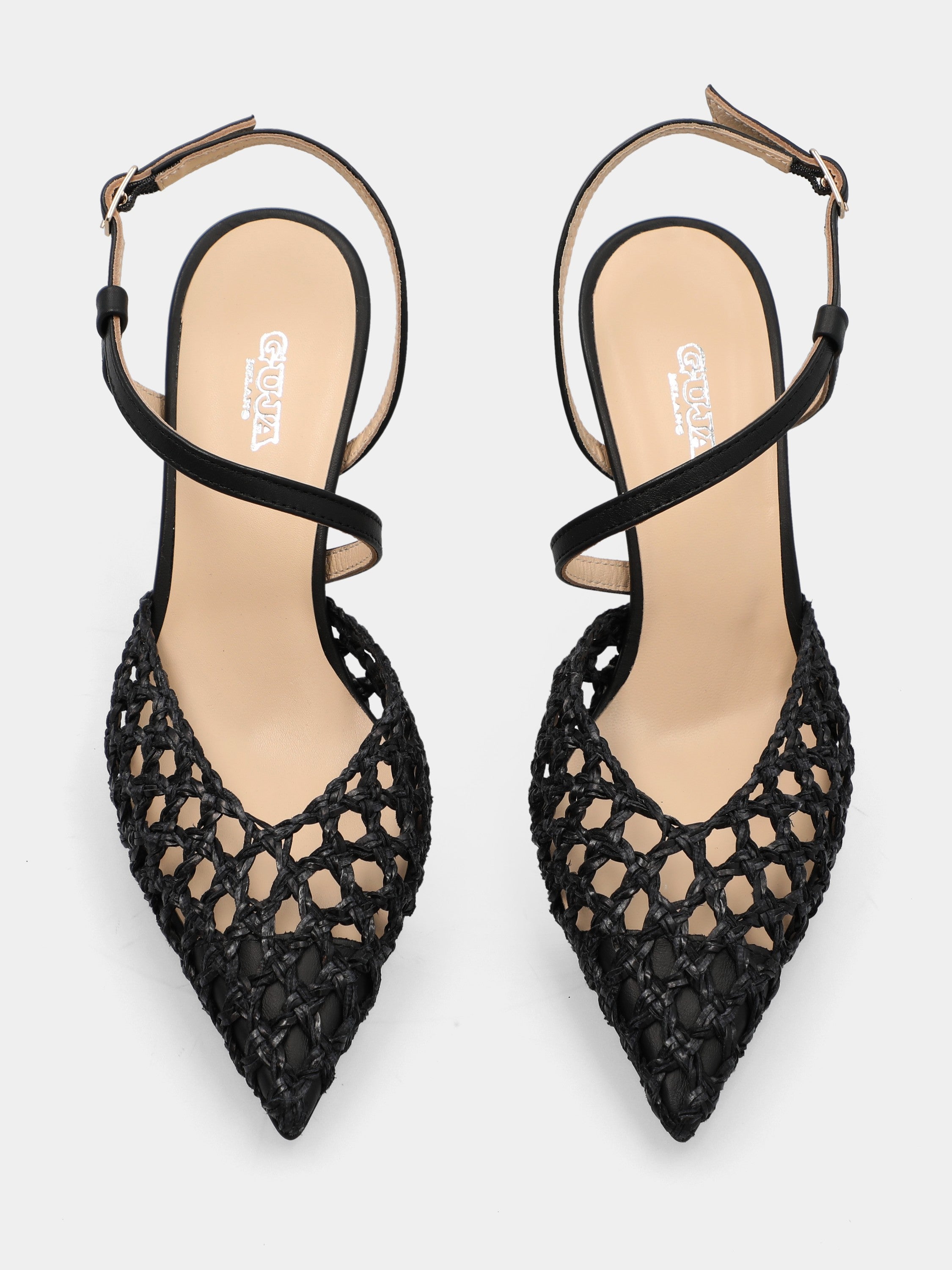Slingback aus schwarzer, geflochtener Raffia mit hohlem Absatz