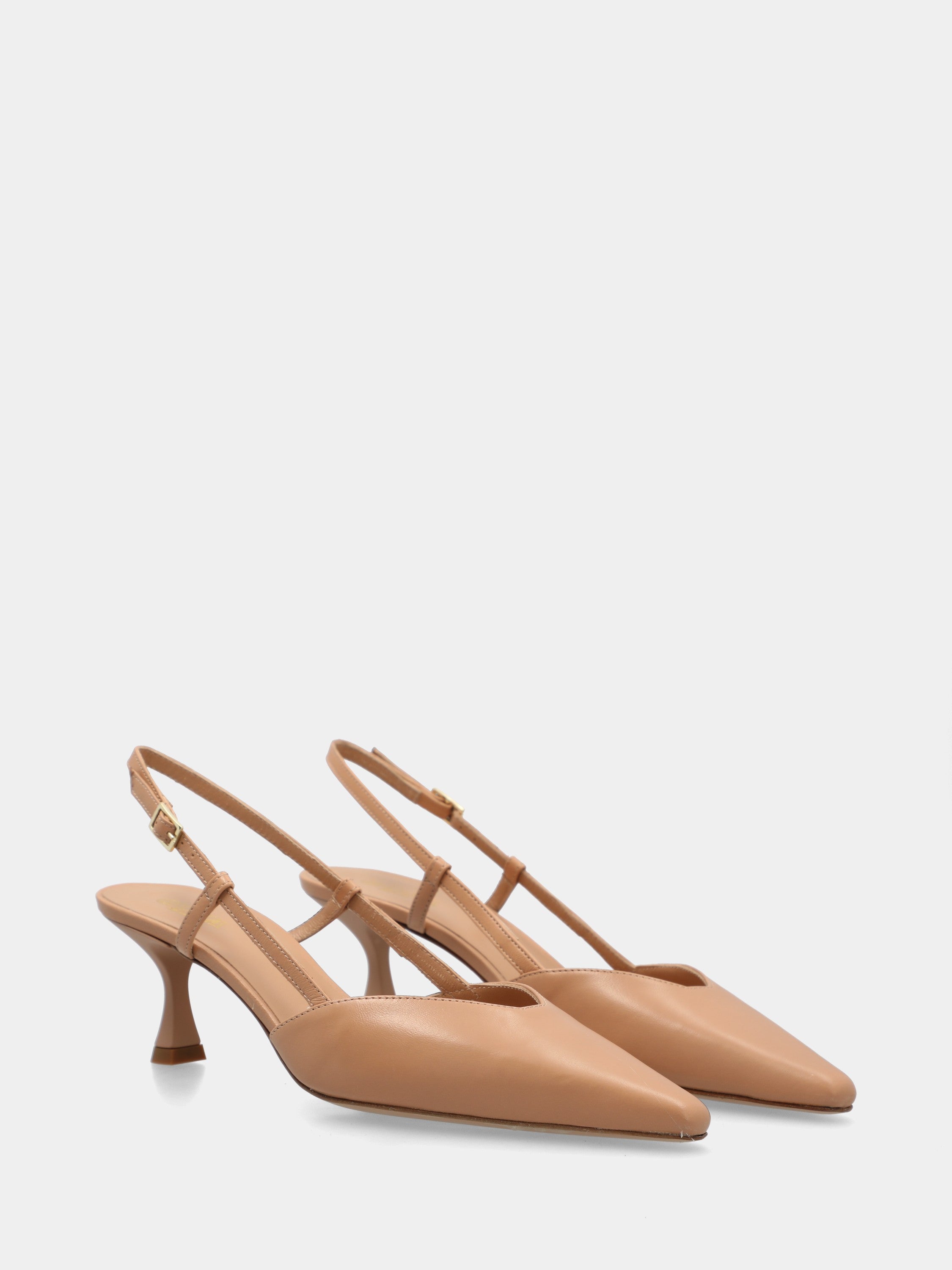 Slingback in nappa nude con punta affusolata quadratina