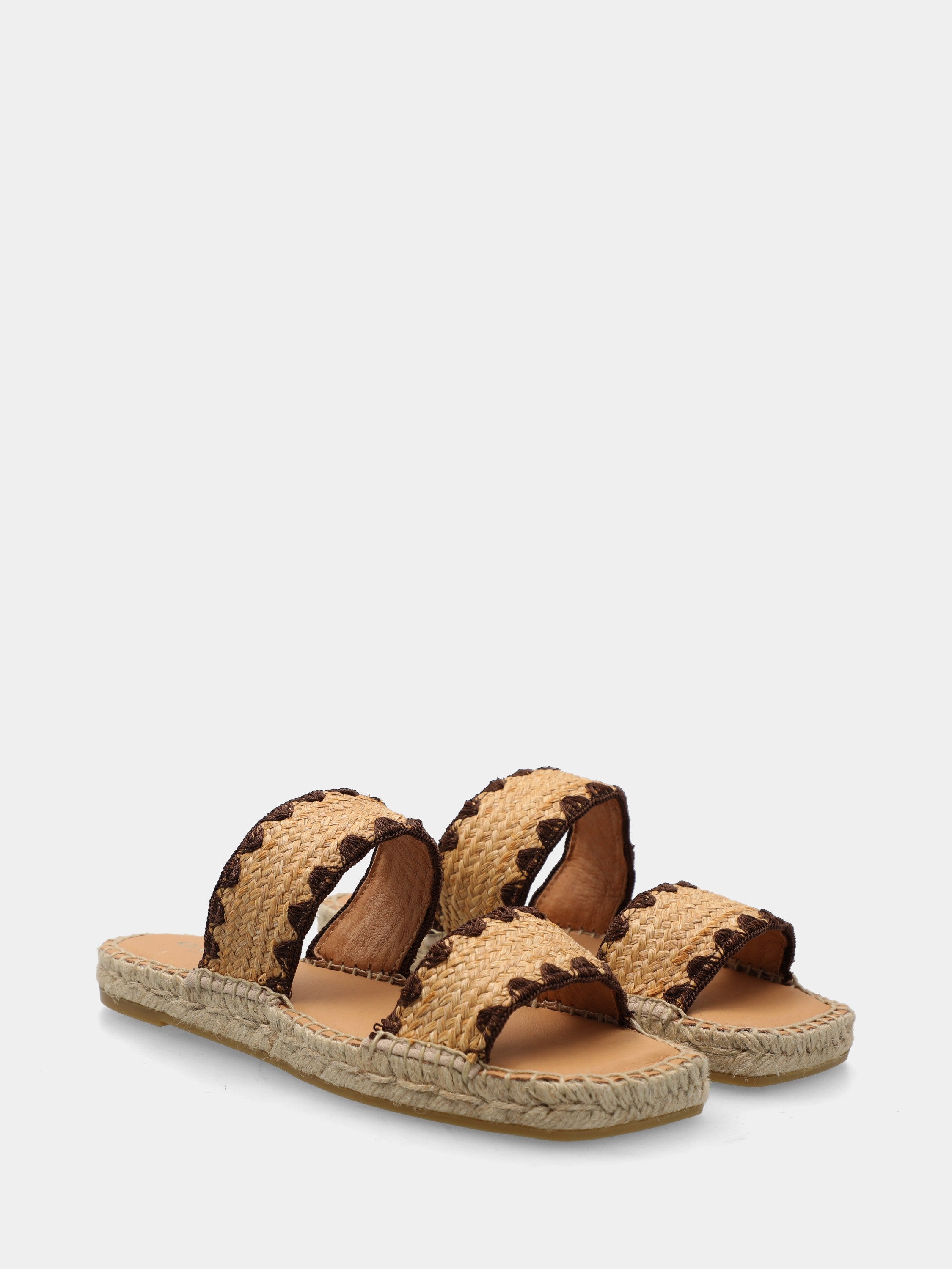 Ciabattina in raffia marrone con zeppa in corda