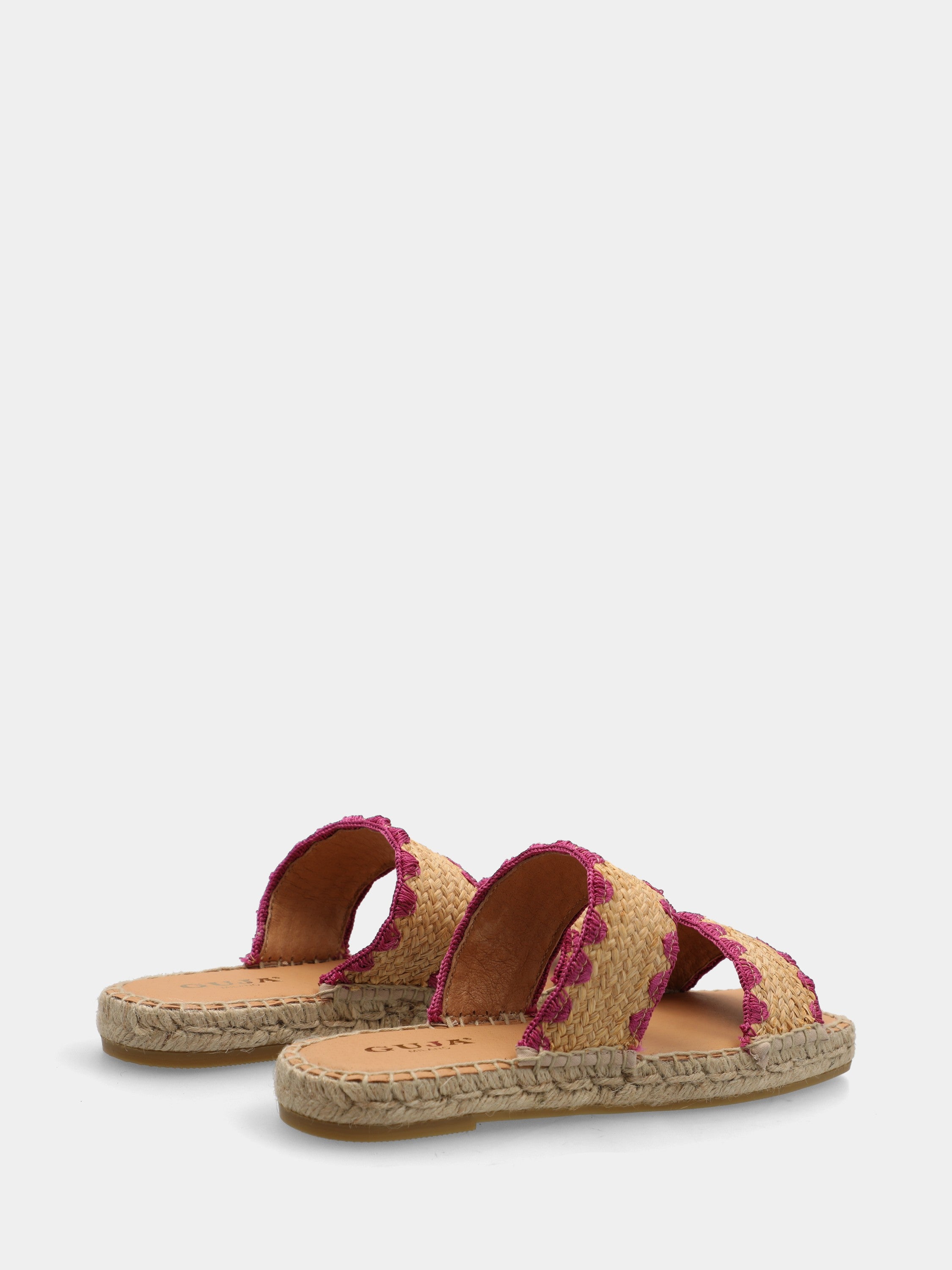 Ciabattina in raffia fuxia con zeppa in corda