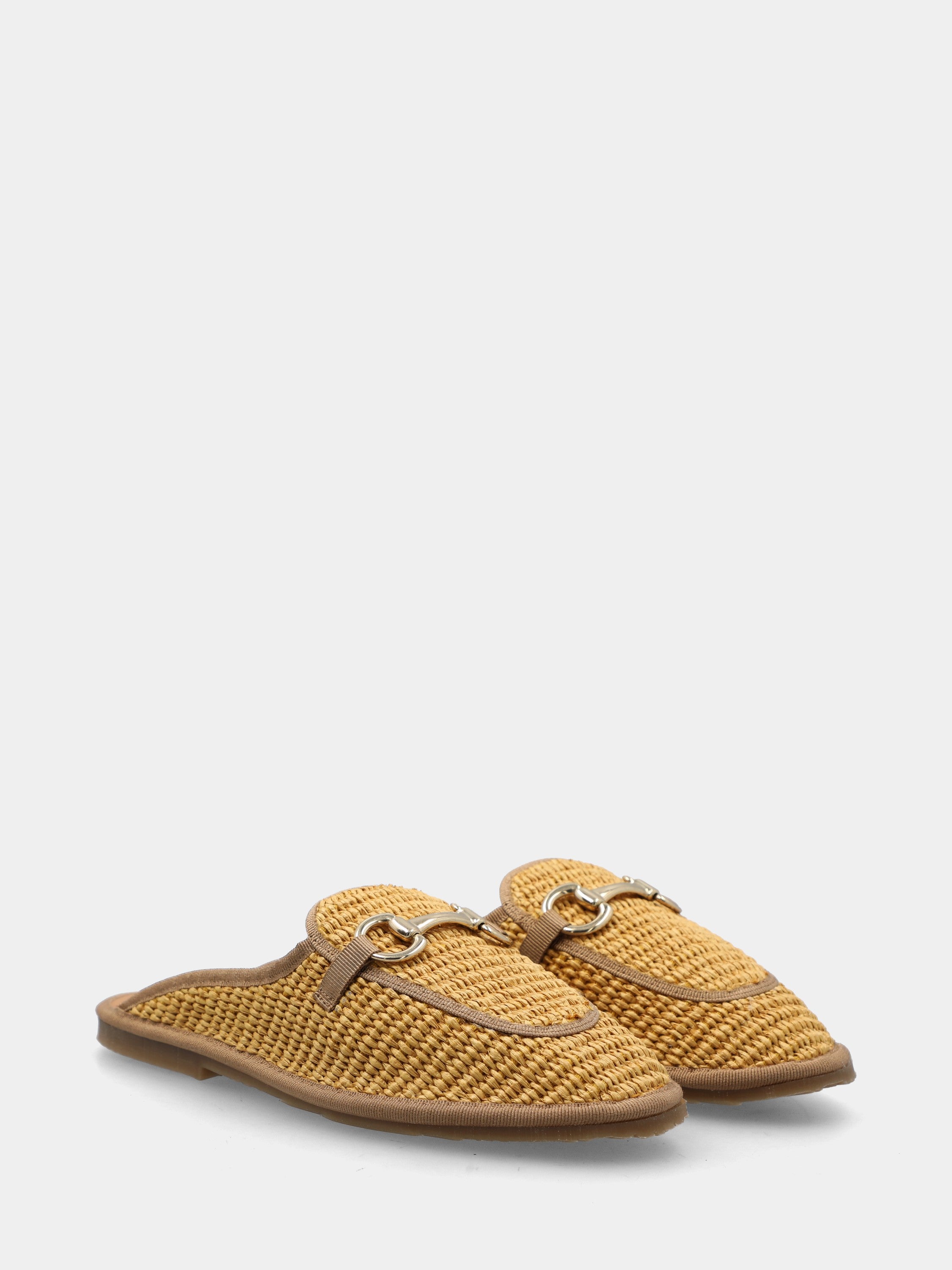 Sabot in raffia arancio con morsetto sul collo