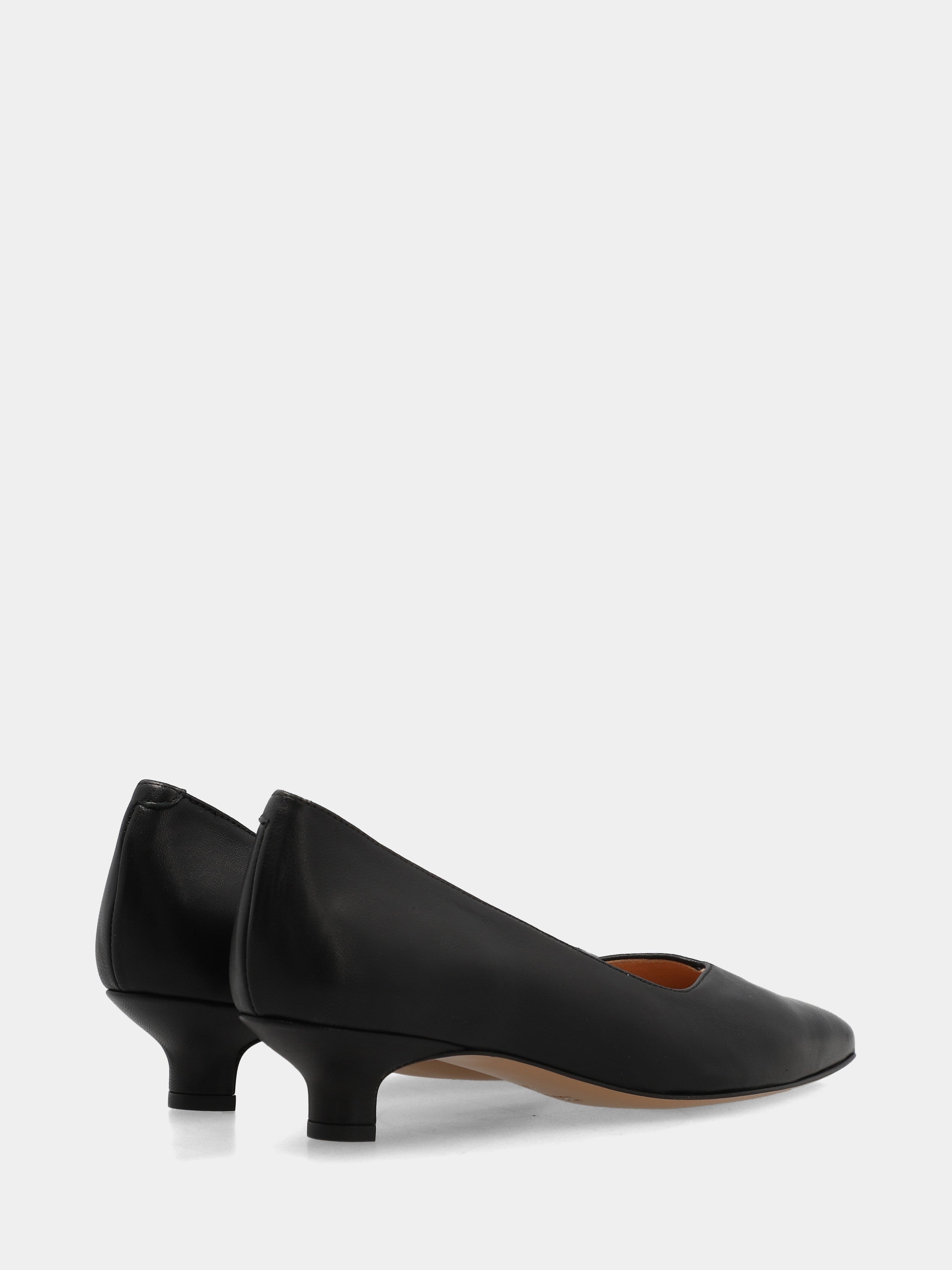 Pumps in black nappa sacchetto-constructed with 30mm stiletto heel