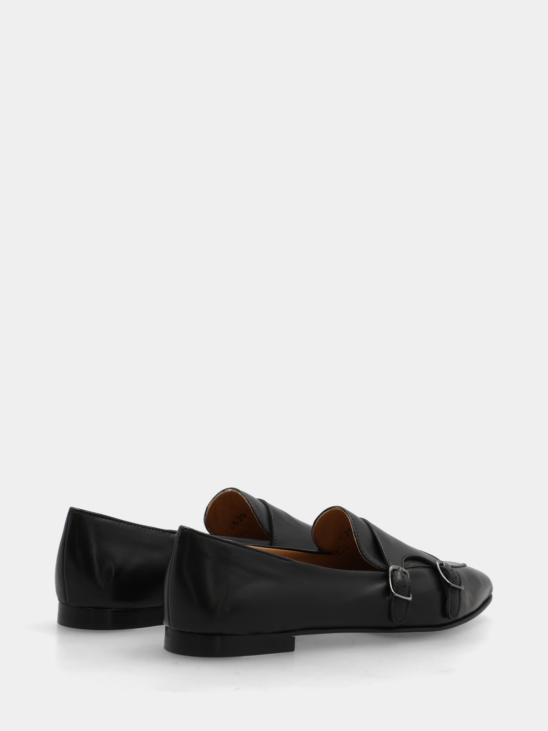 Mocassin en veau noir avec construction sacchetto et doubles boucles