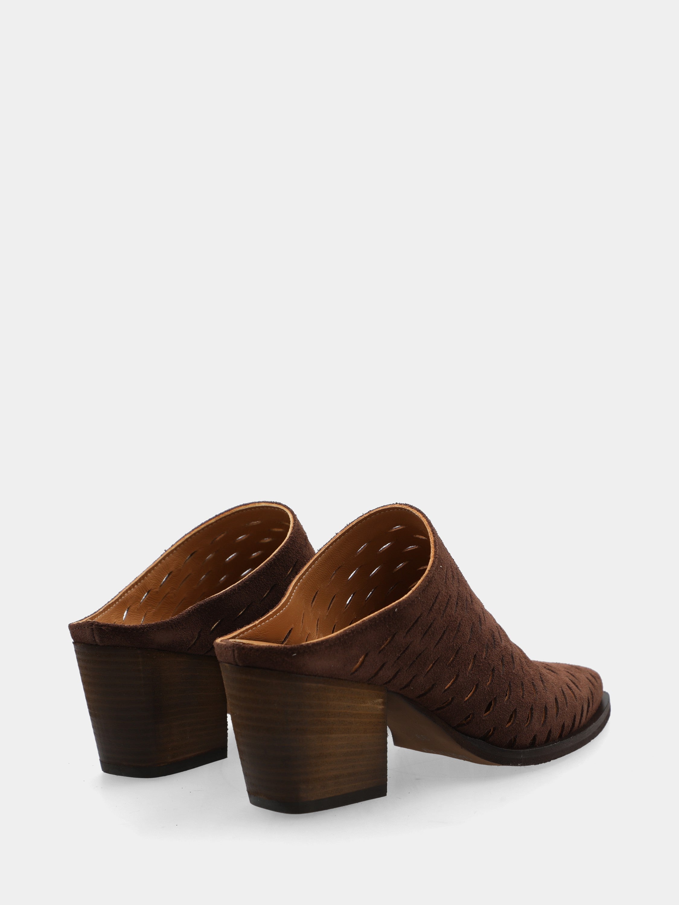 Sabot in velour testa di moro con punta sfilata