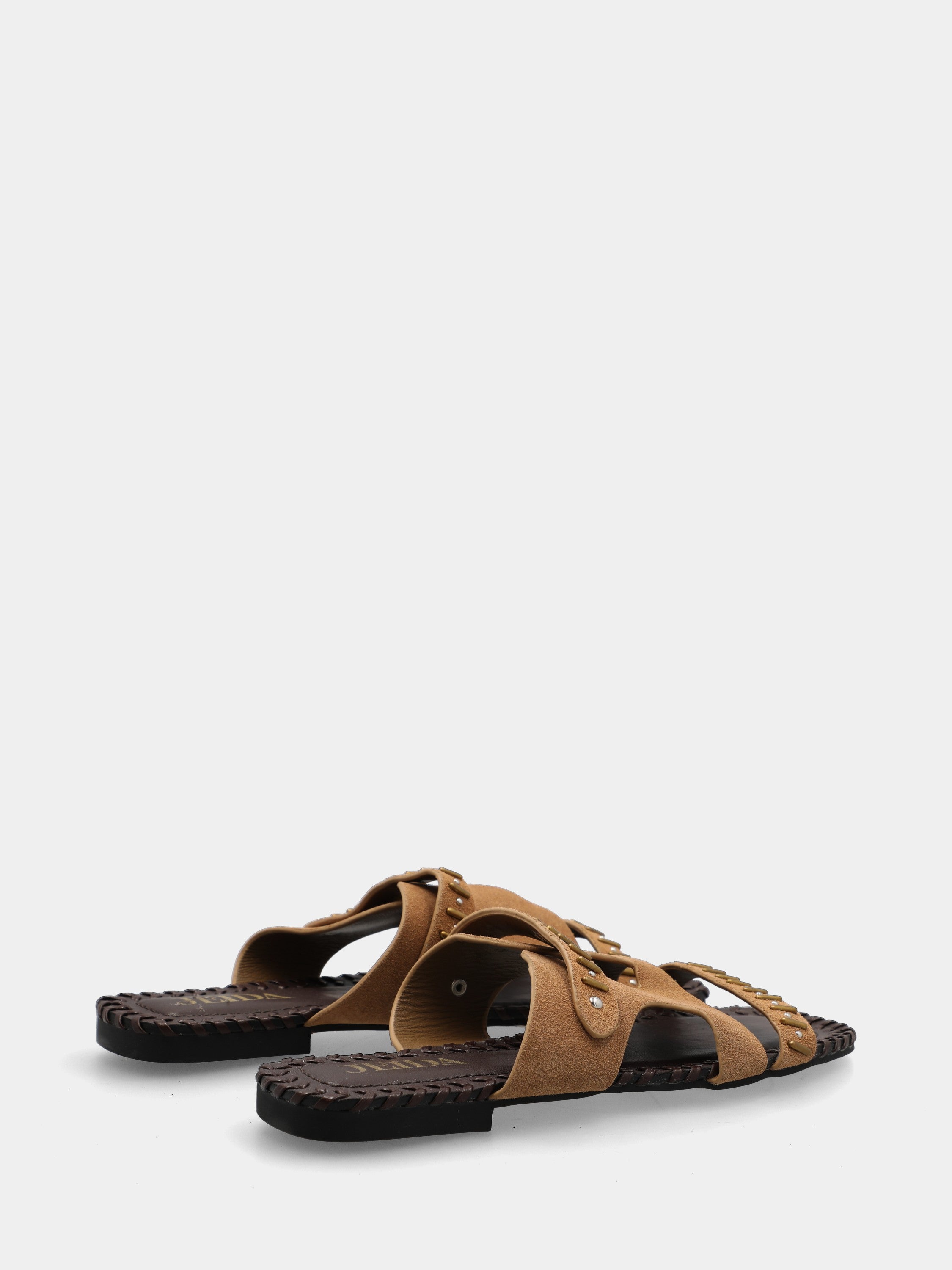Ciabattina in velour cammello con punta quadrata