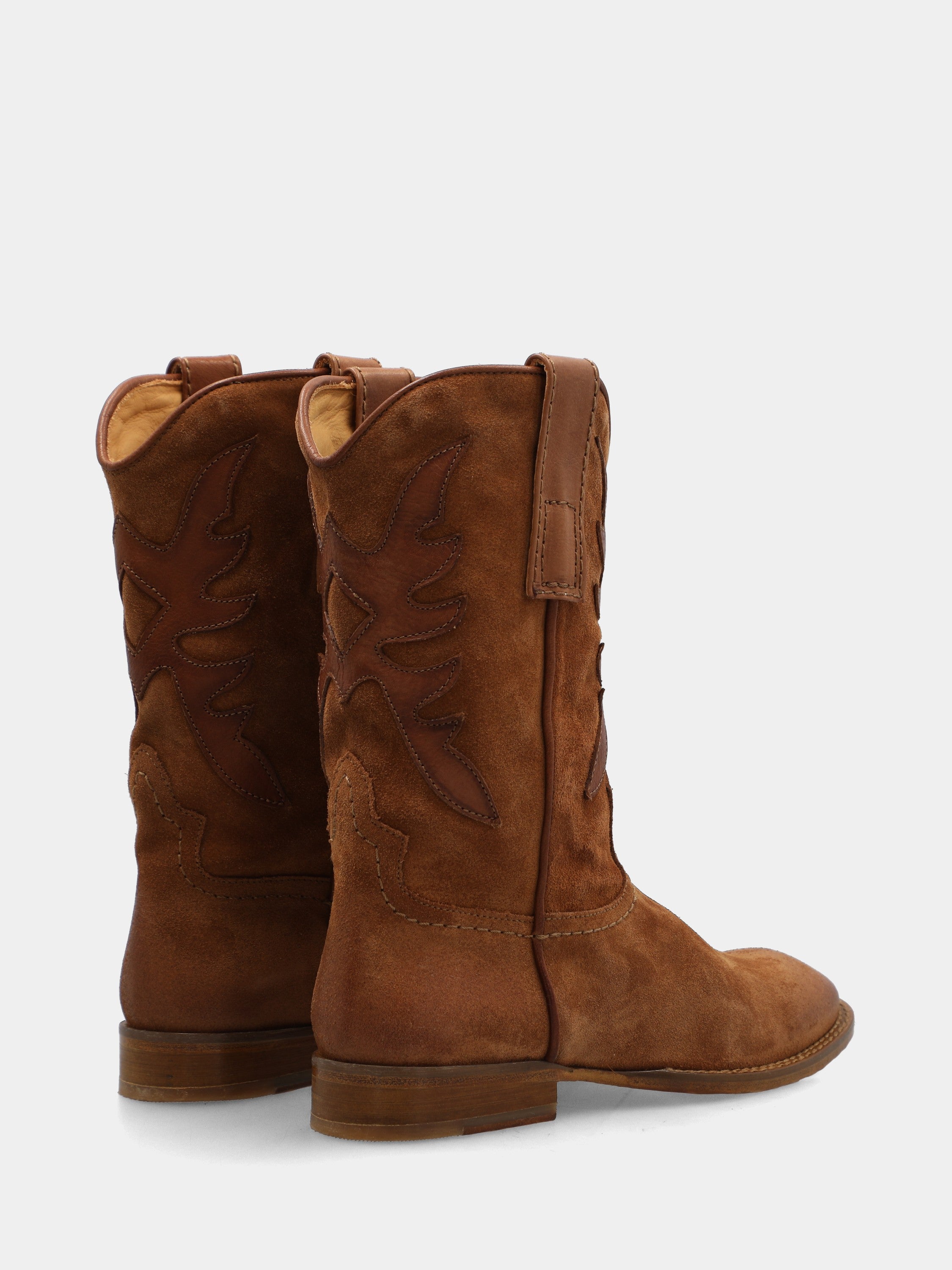 Camperos in suede marrone con intagli fiammati