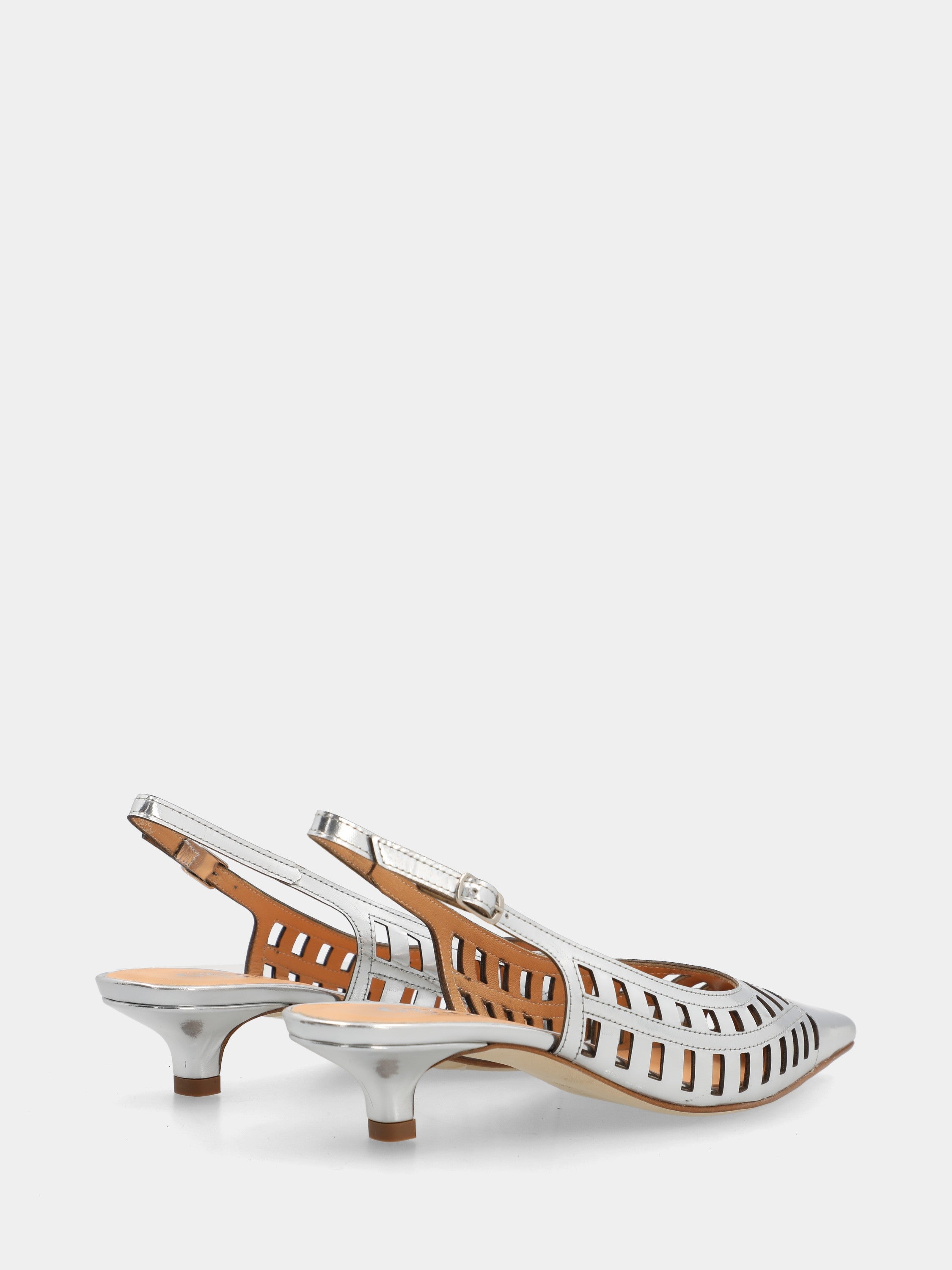 Slingback aus spiegelndem Kalbsleder mit vertikalen Riemchen und 30 mm Absatz