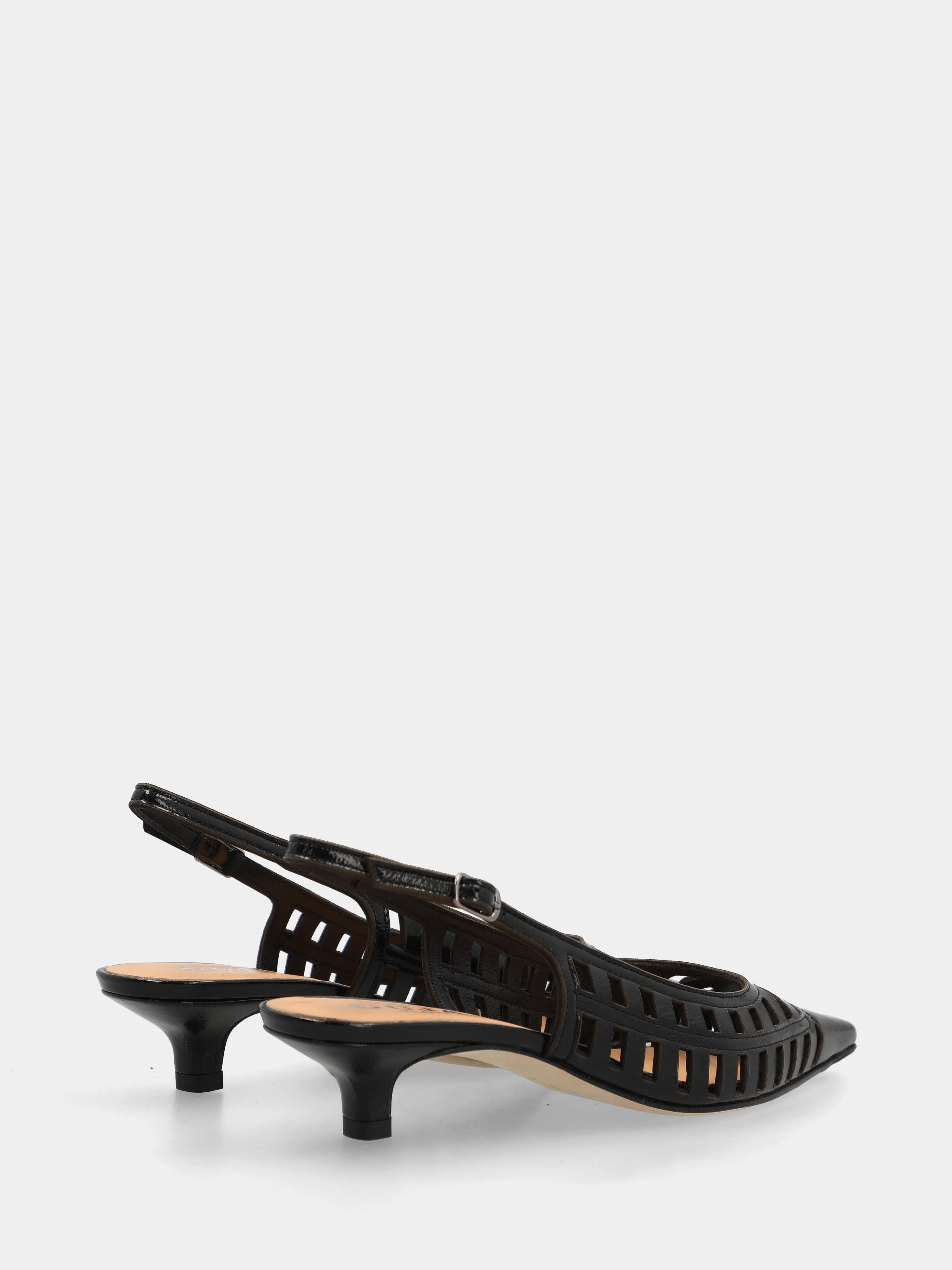 Slingback en verni miroir noir avec lanières verticales et talon calice de 30 mm