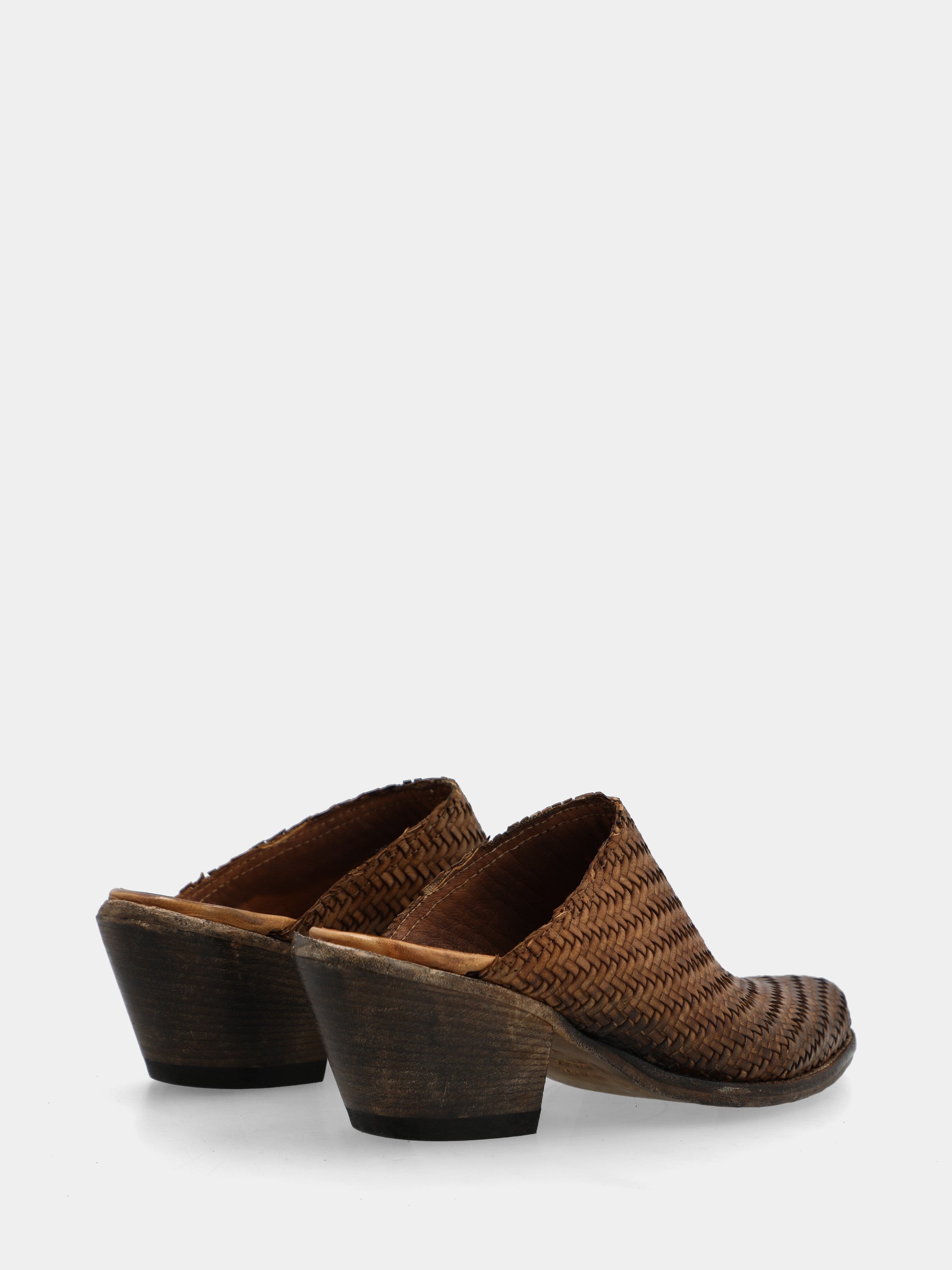 Bottes western sabot en veau couleur cuir tressé