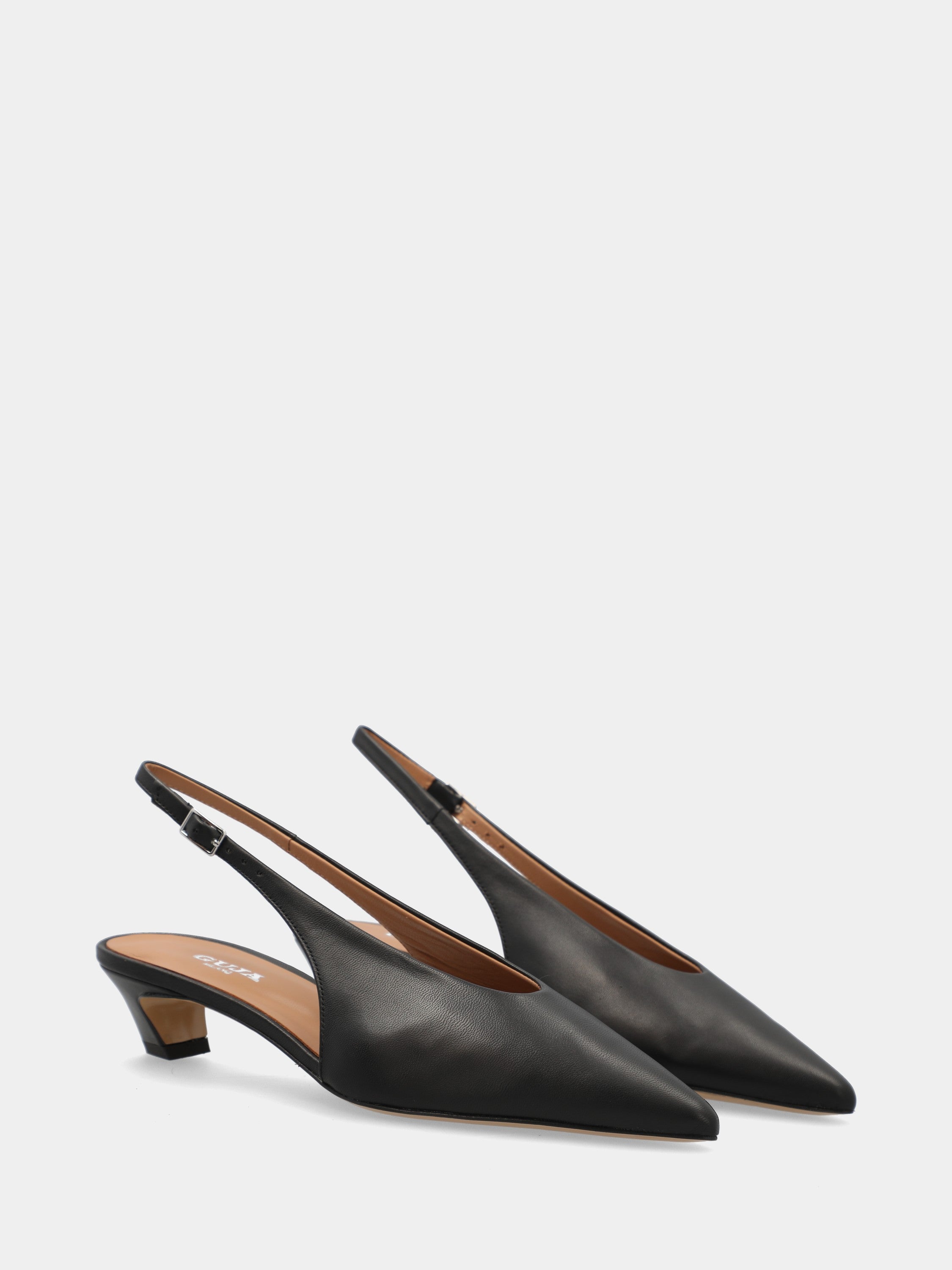 Slingback in nappa nera con tacco a coda