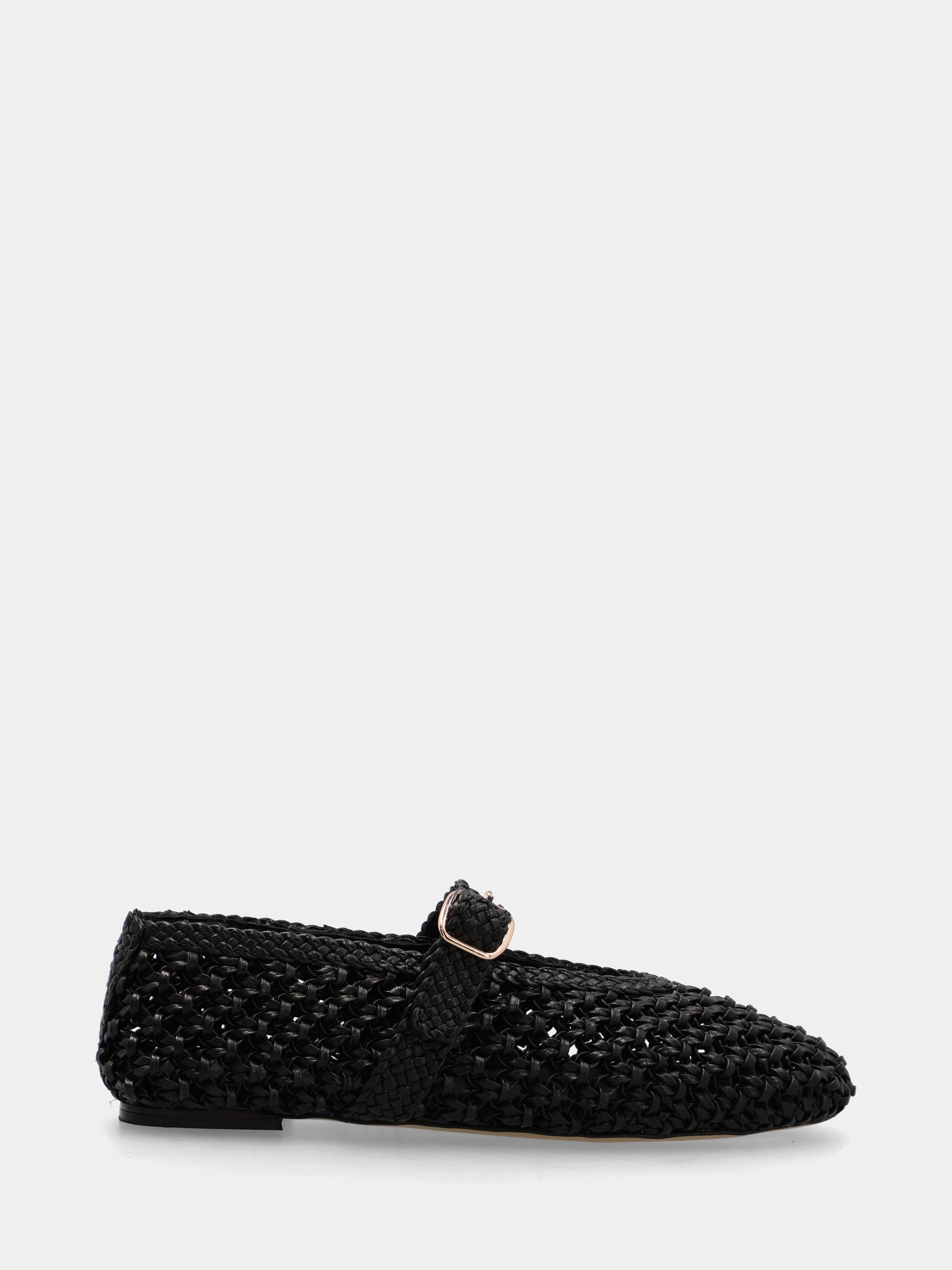 Ballerine en nappa noire tressée avec perforations
