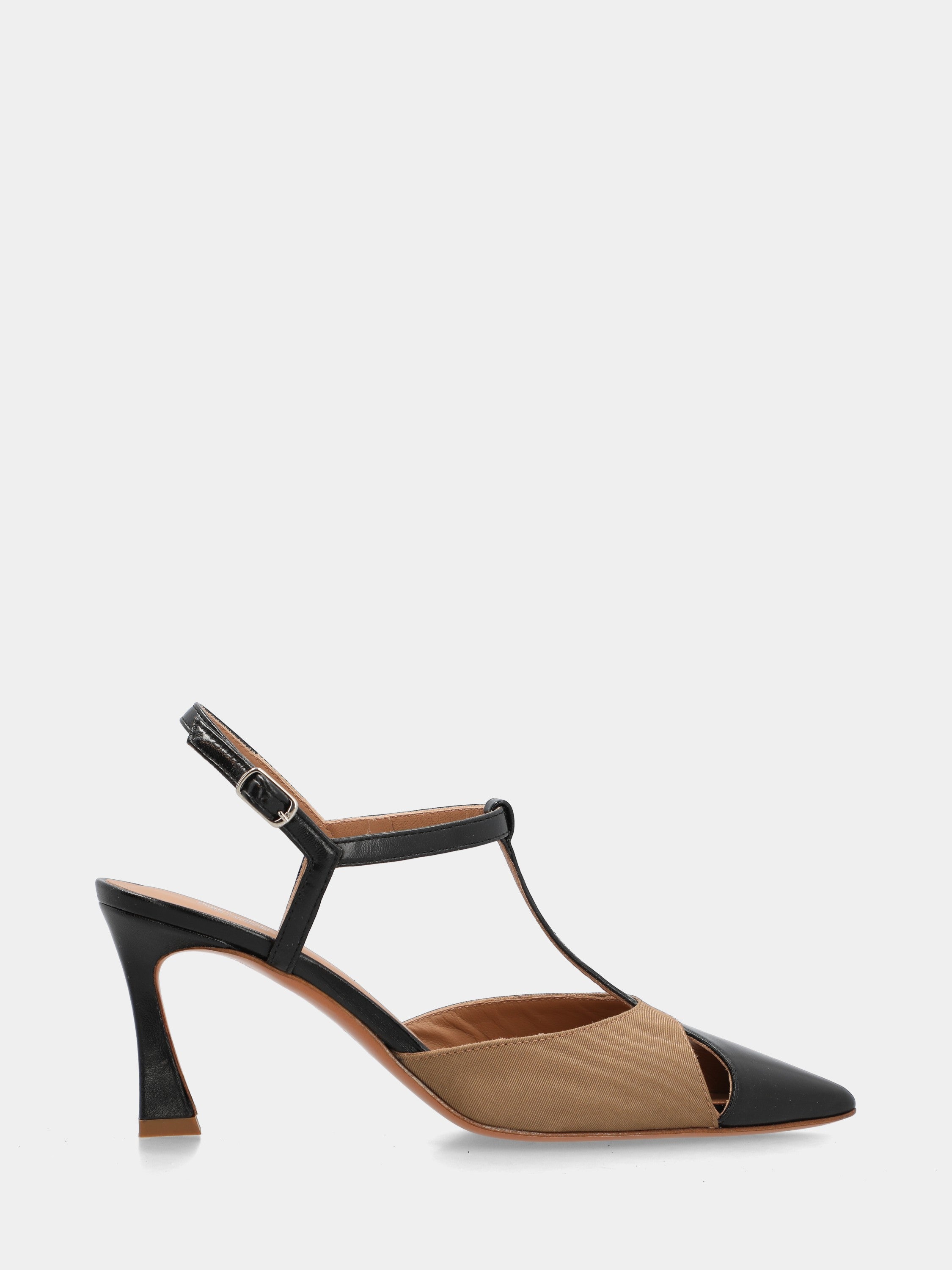 Slingback T-bar in hazelnut fabric and black leather with pointed toe