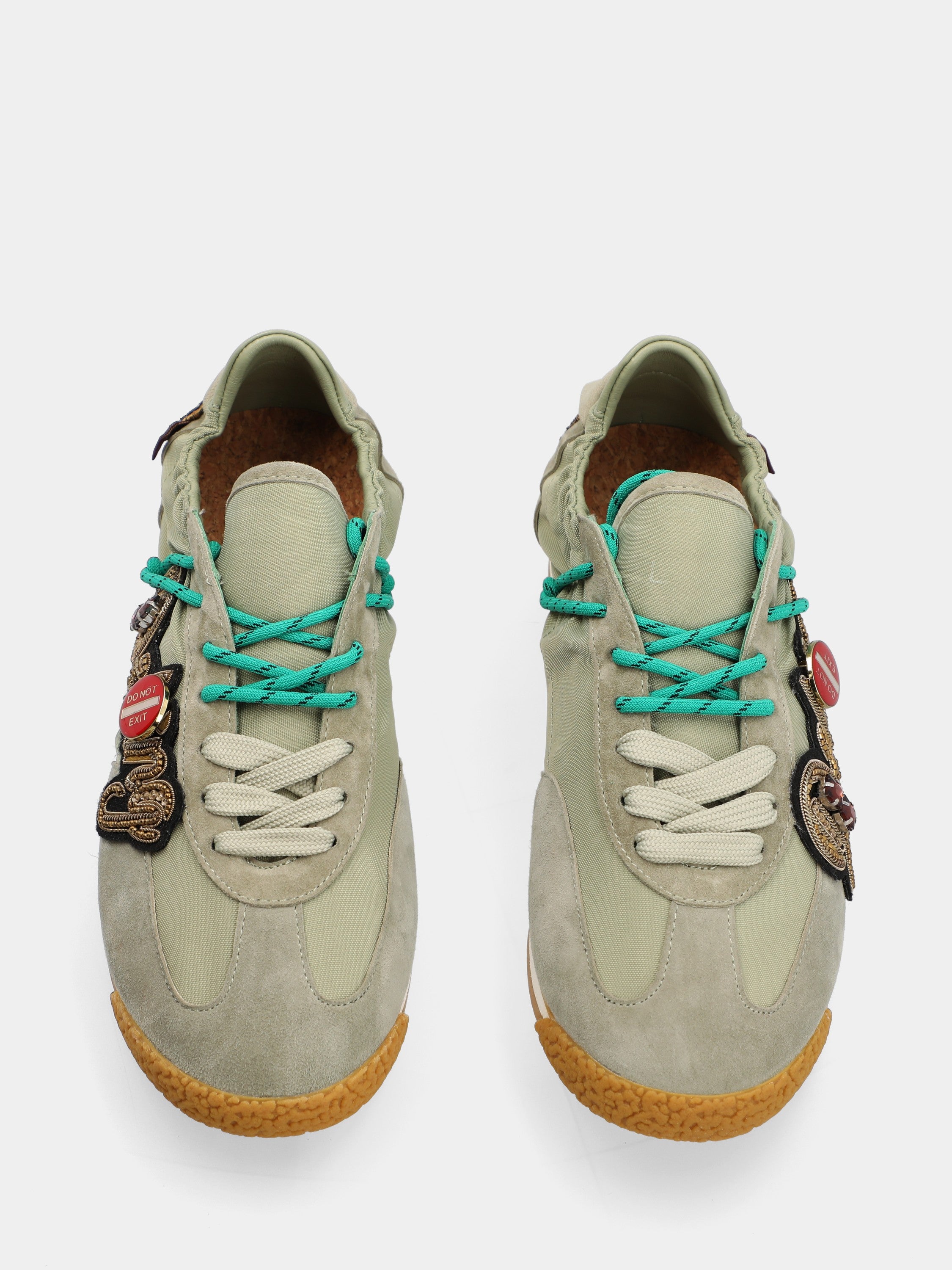 Sneaker in camoscio verde con zeppa 20mm e lacci trekking