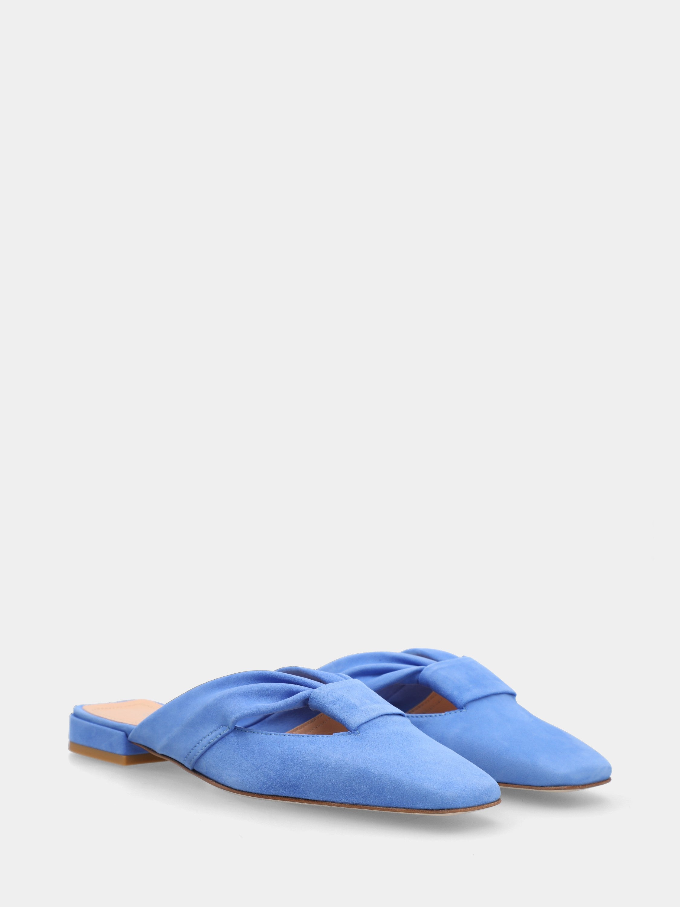 Blue suede clogs with knot and square toe