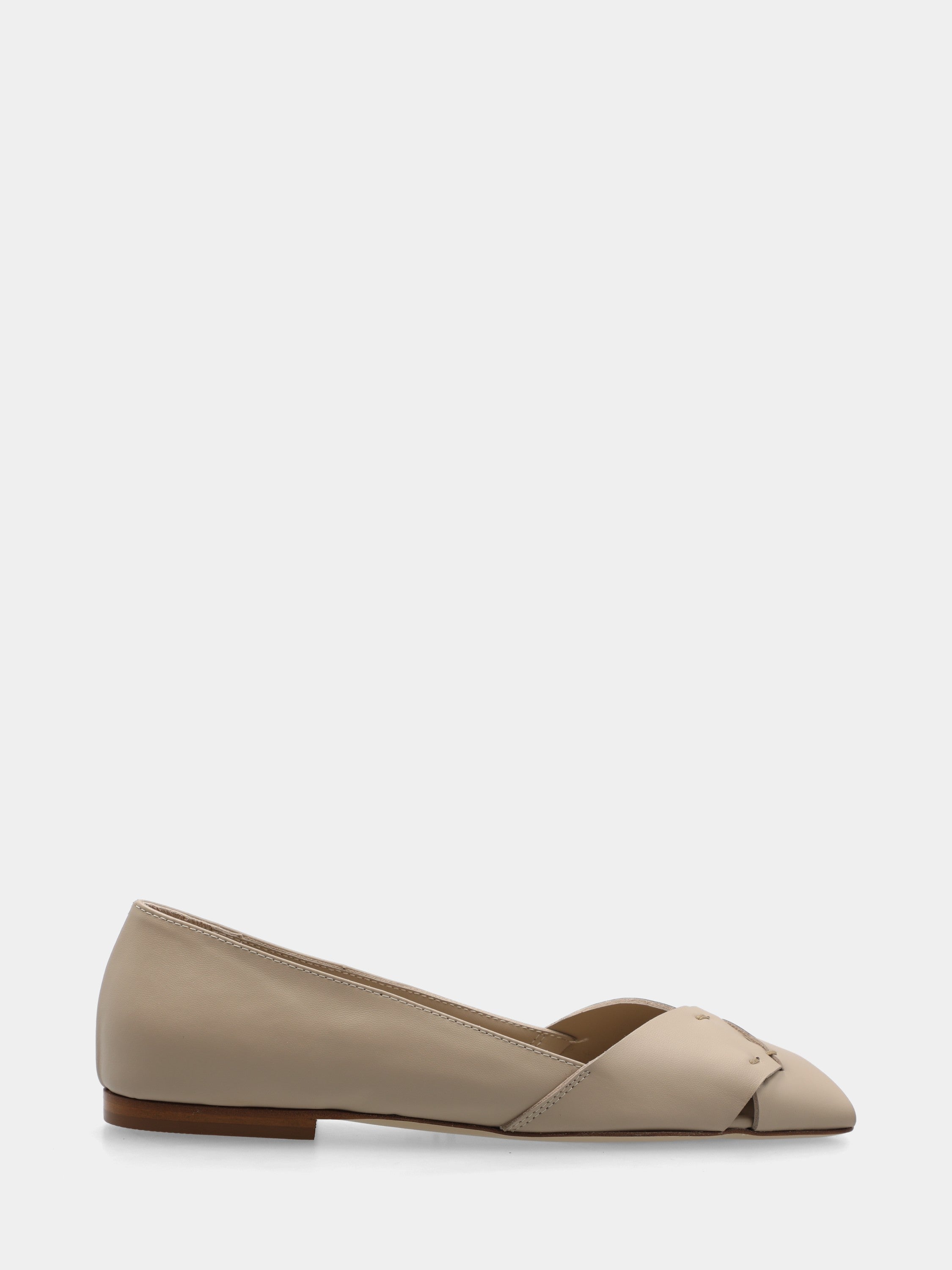 Sandalo in vitello beige con fasce incrociate in pianta