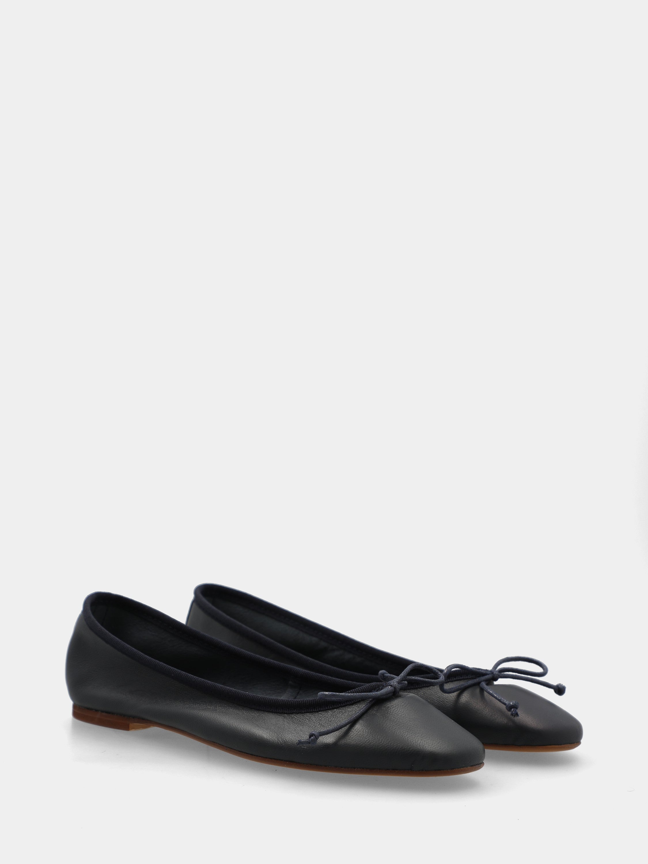 Blue nappa ballet flat with drawstring lace