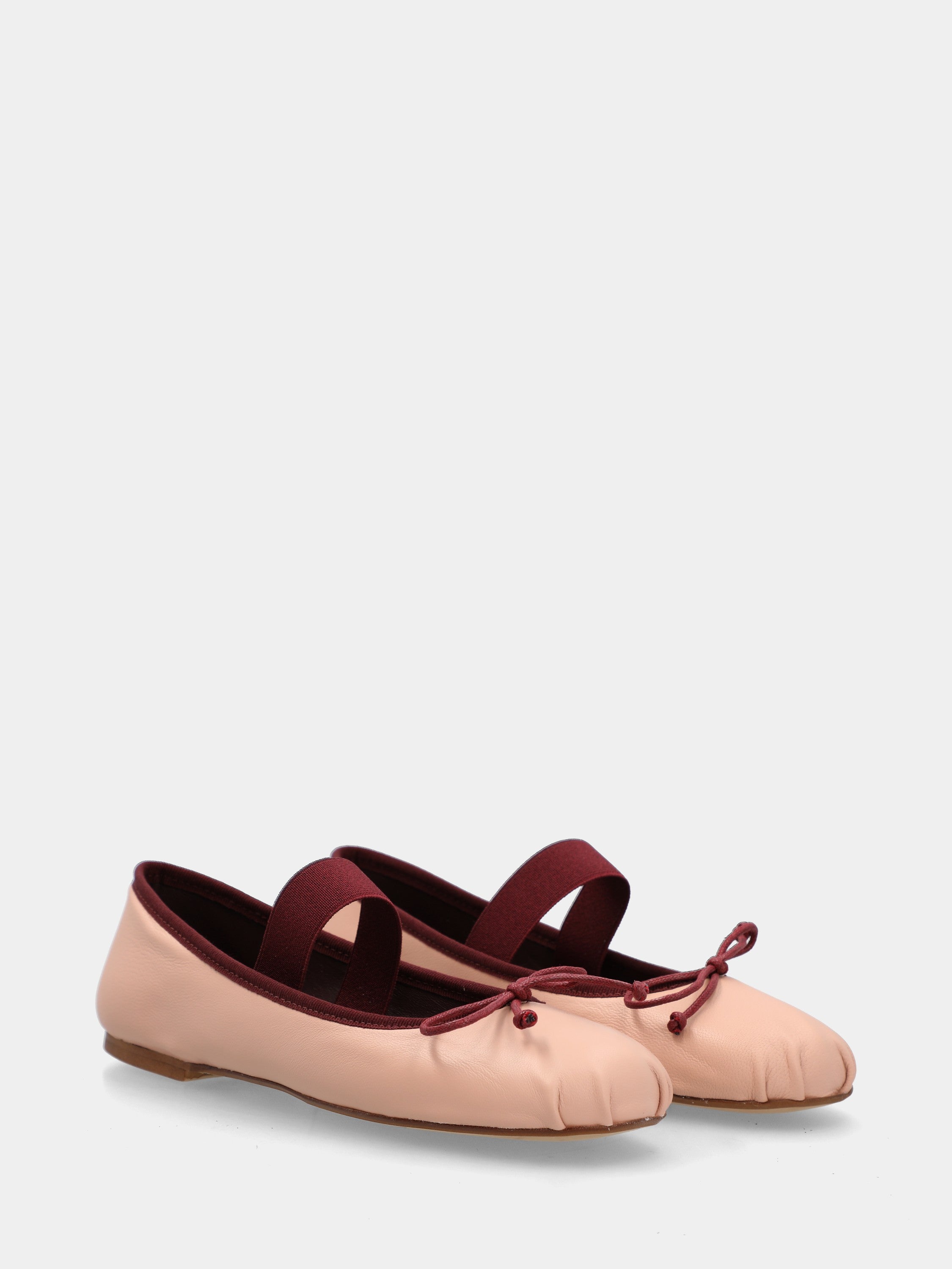 Ballerina aus rosa Nappaleder mit Plissee, Schnürung und 05mm Absatz