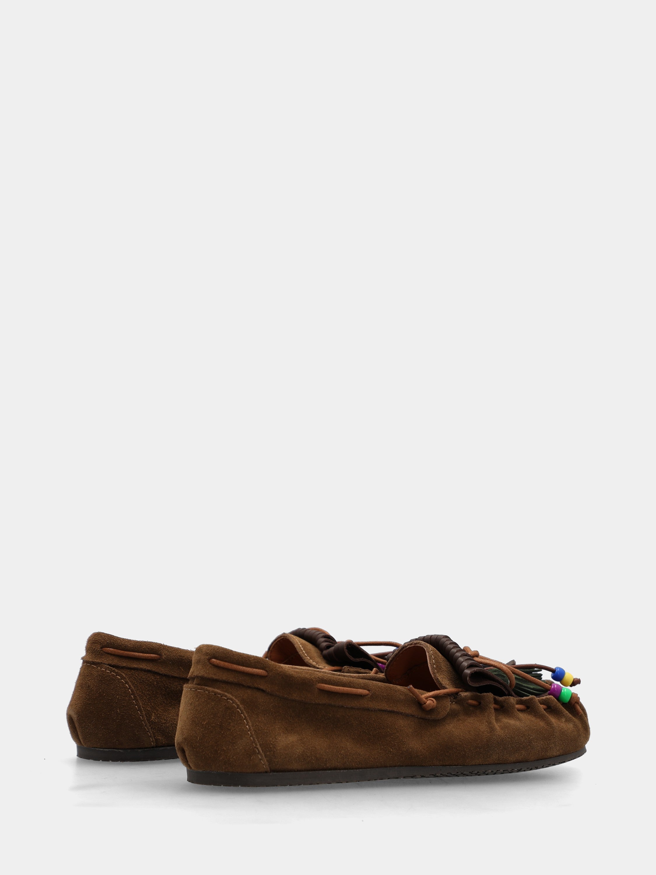 Mocassino in velour marrone con nappine e frangia