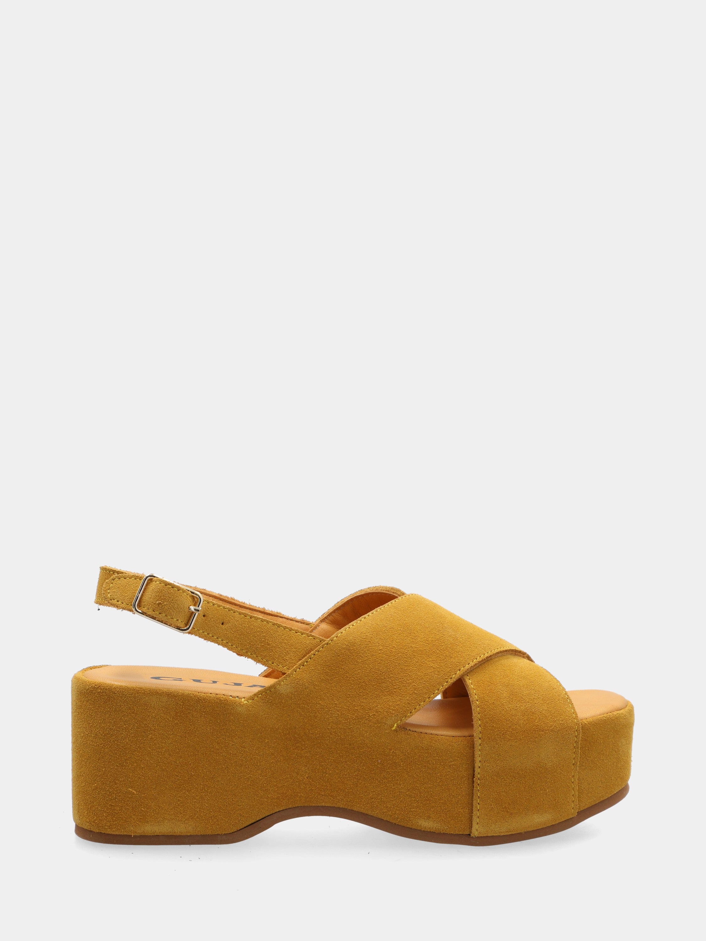 Gelber Velours-Sandalette mit gekreuzten Riemen und Plateausohle