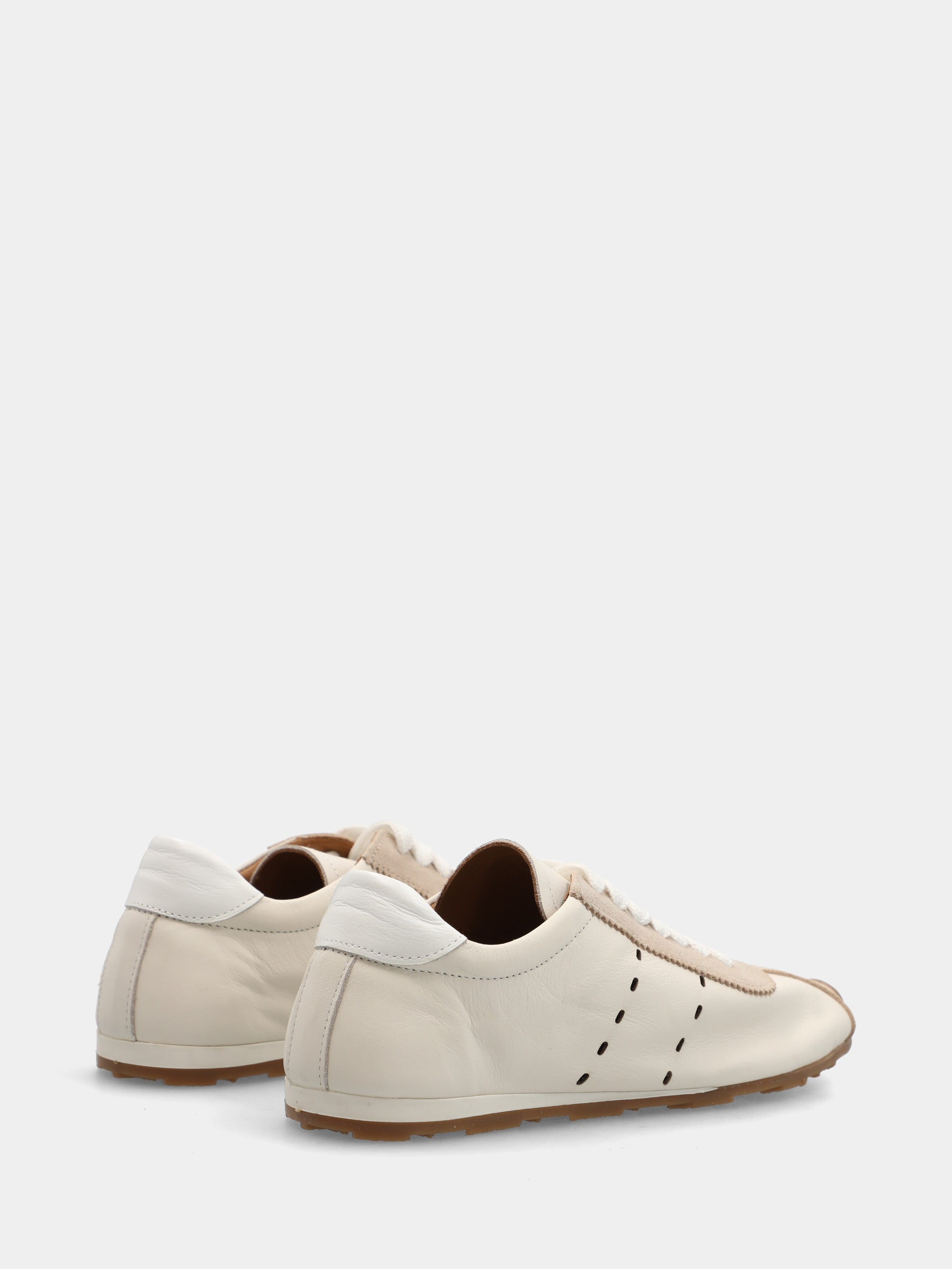 Sneakers in nappa bianca con riporti in camoscio