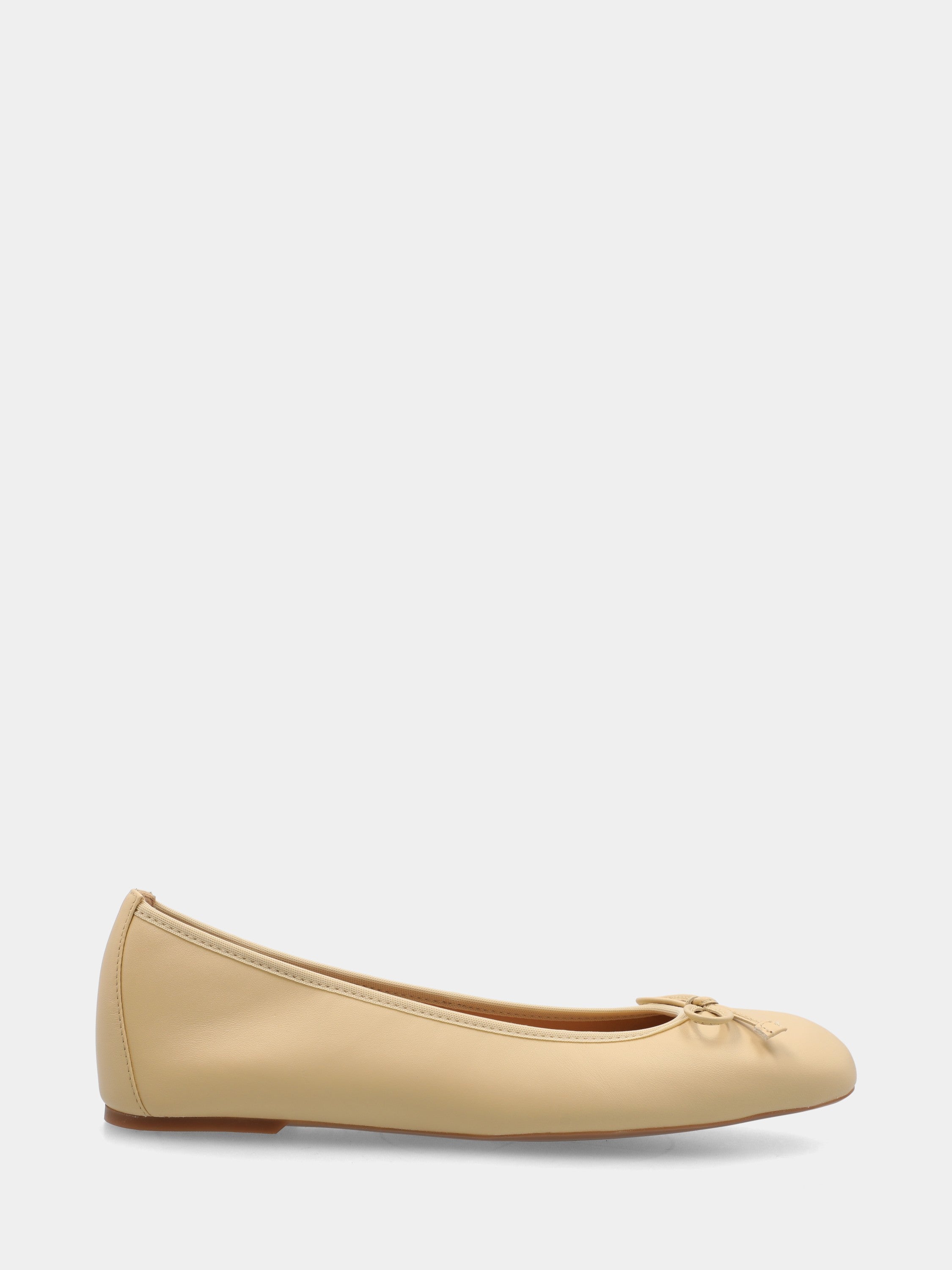 Ballerina in nappa beige con fiocchetto in pianta