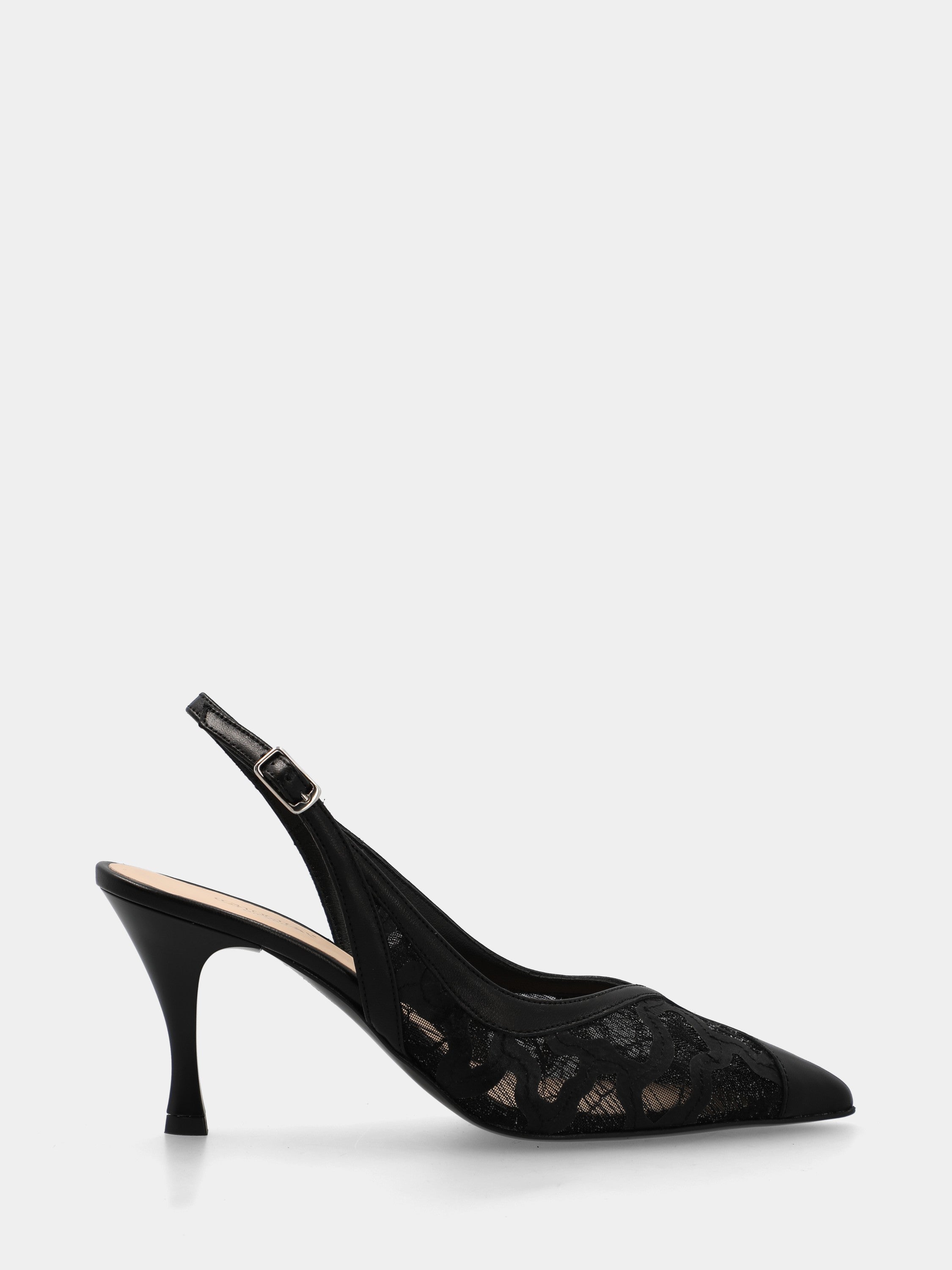 Slingback aus schwarzem Nappaleder mit Stickereien und spitzer Spitze