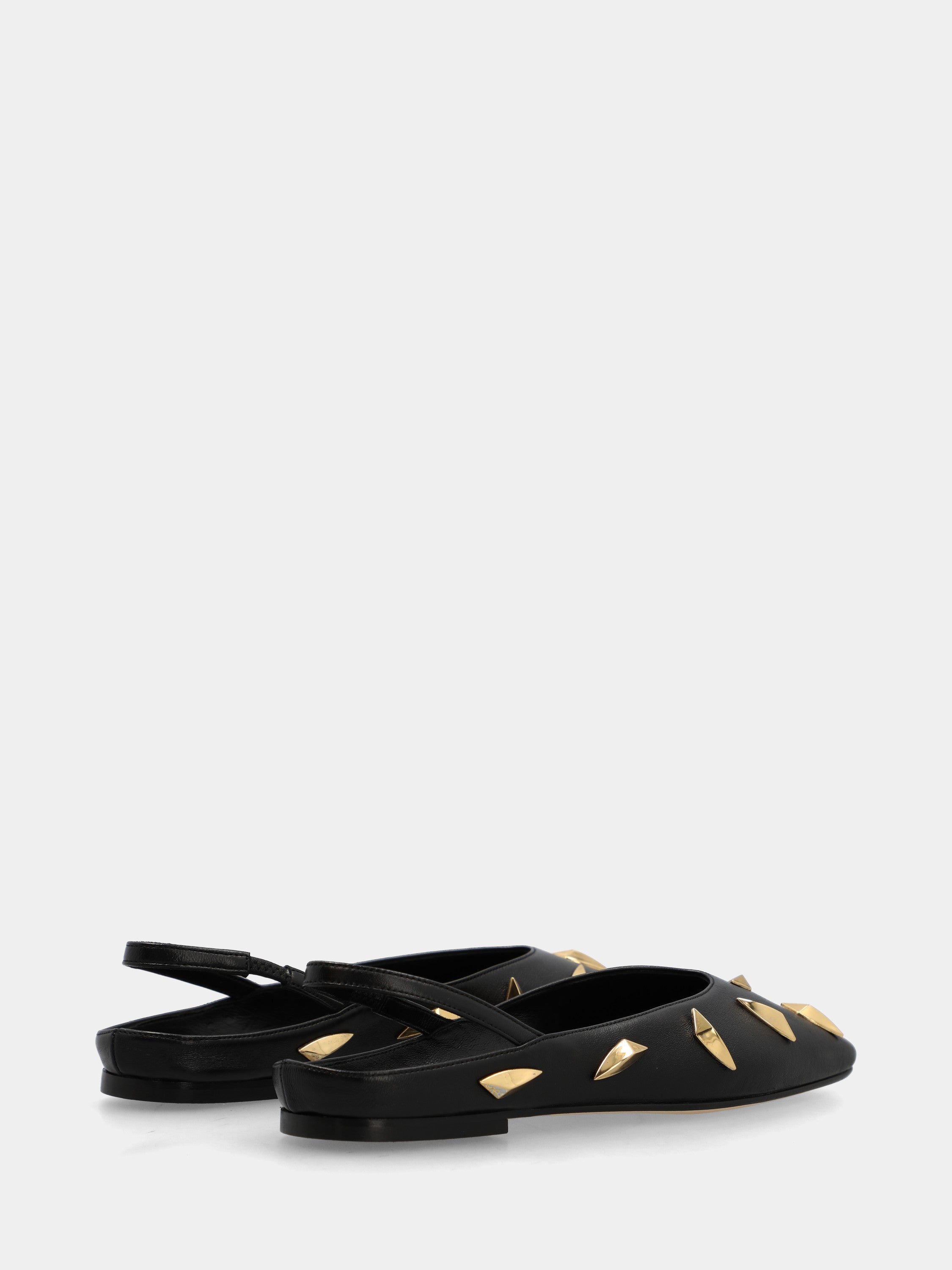 Sabot en nappa noire avec clous et bride au talon
