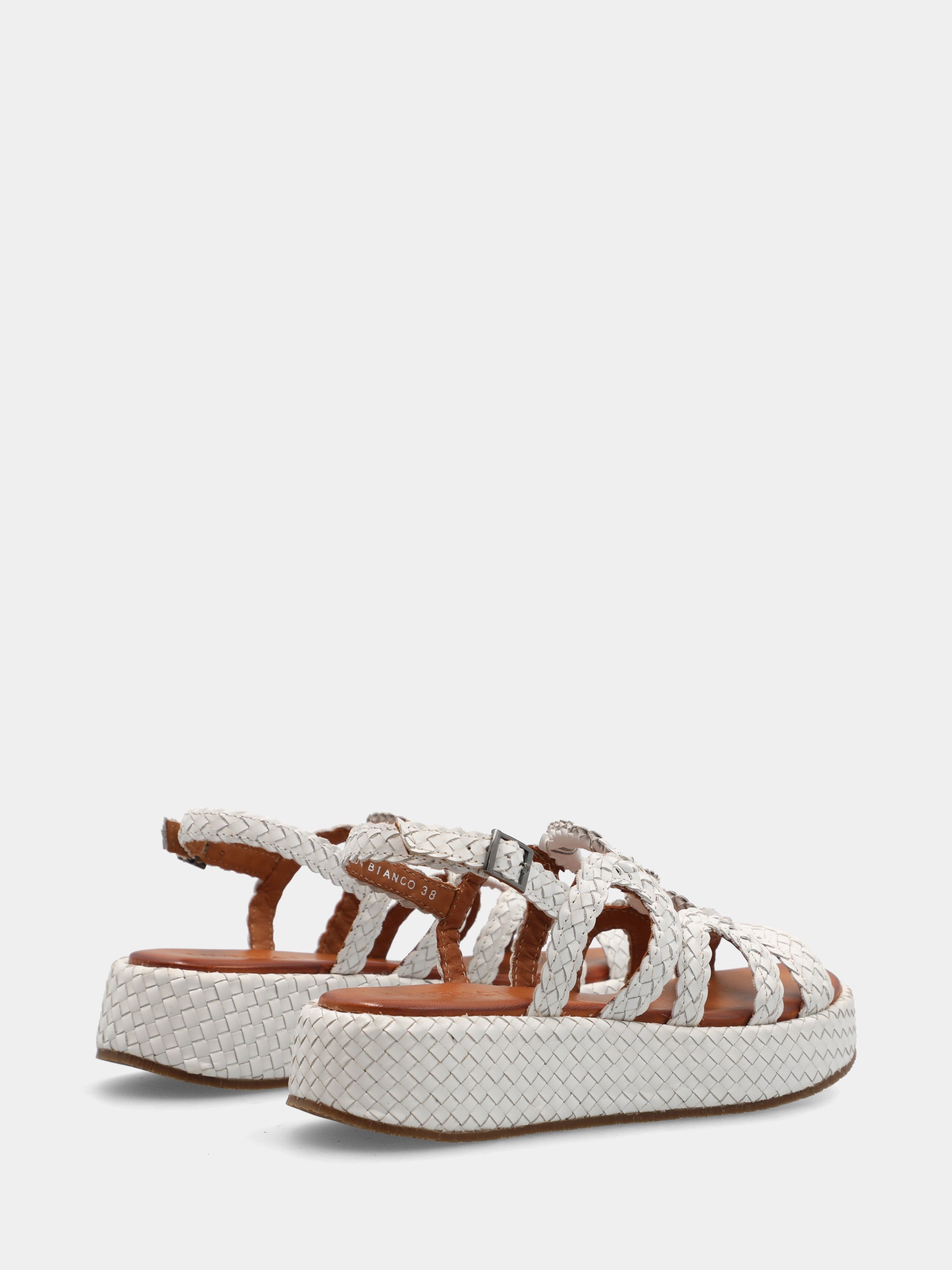 Sandalo in nappa bianca con zeppa intrecciata
