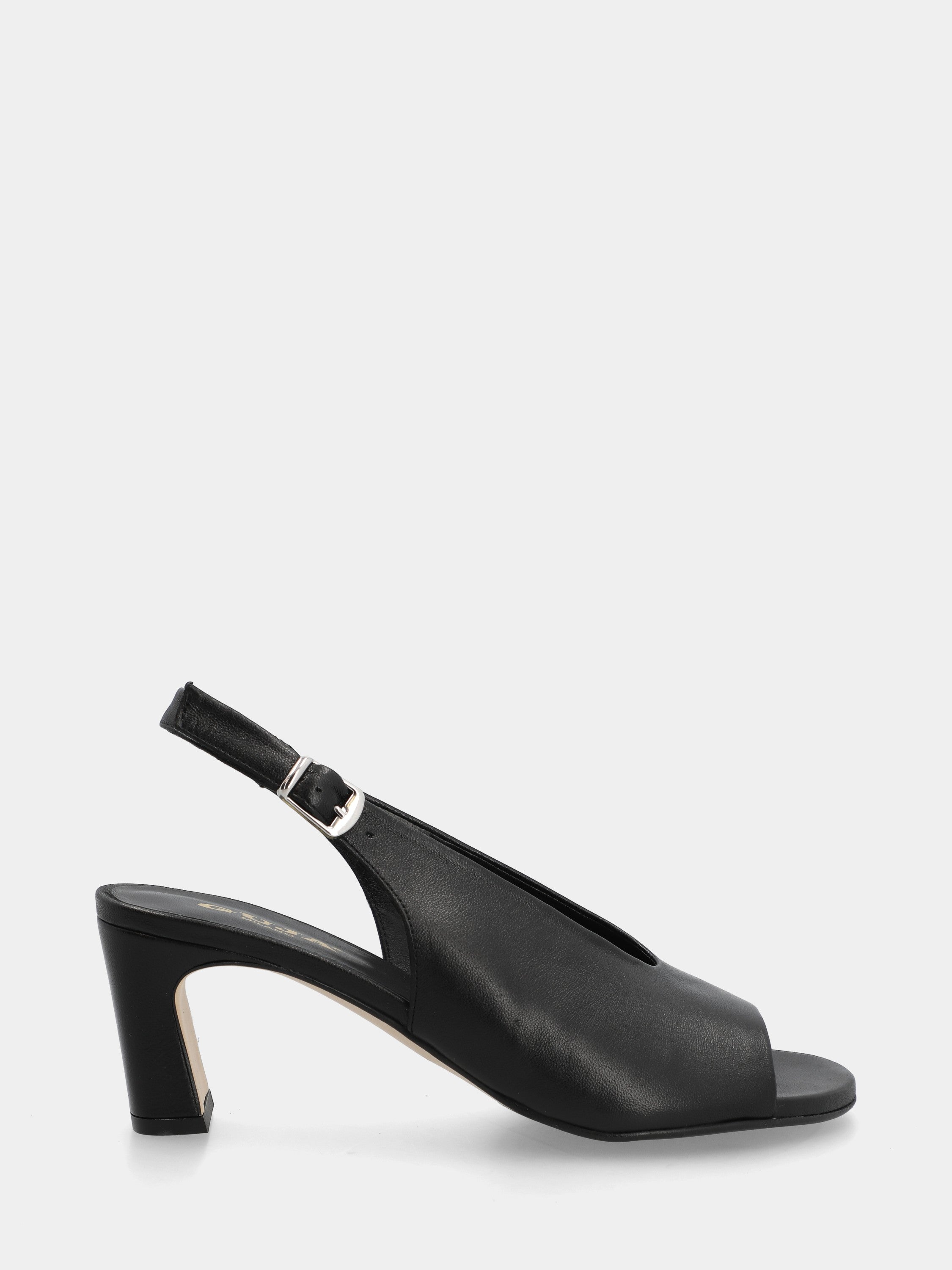 Sandalo slingback in verlux nero con tacco a coda