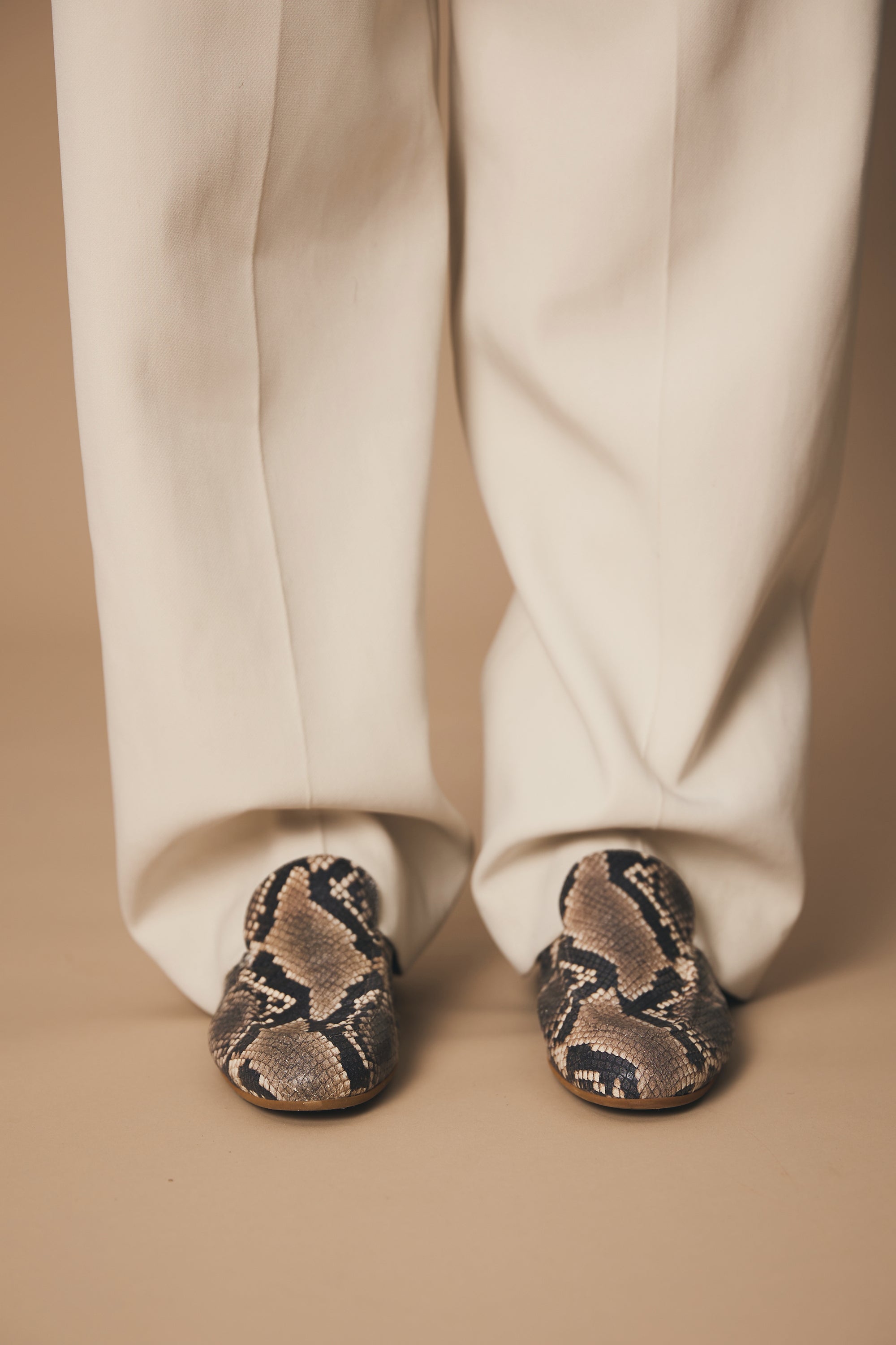 Beige embossed python calfskin loafer