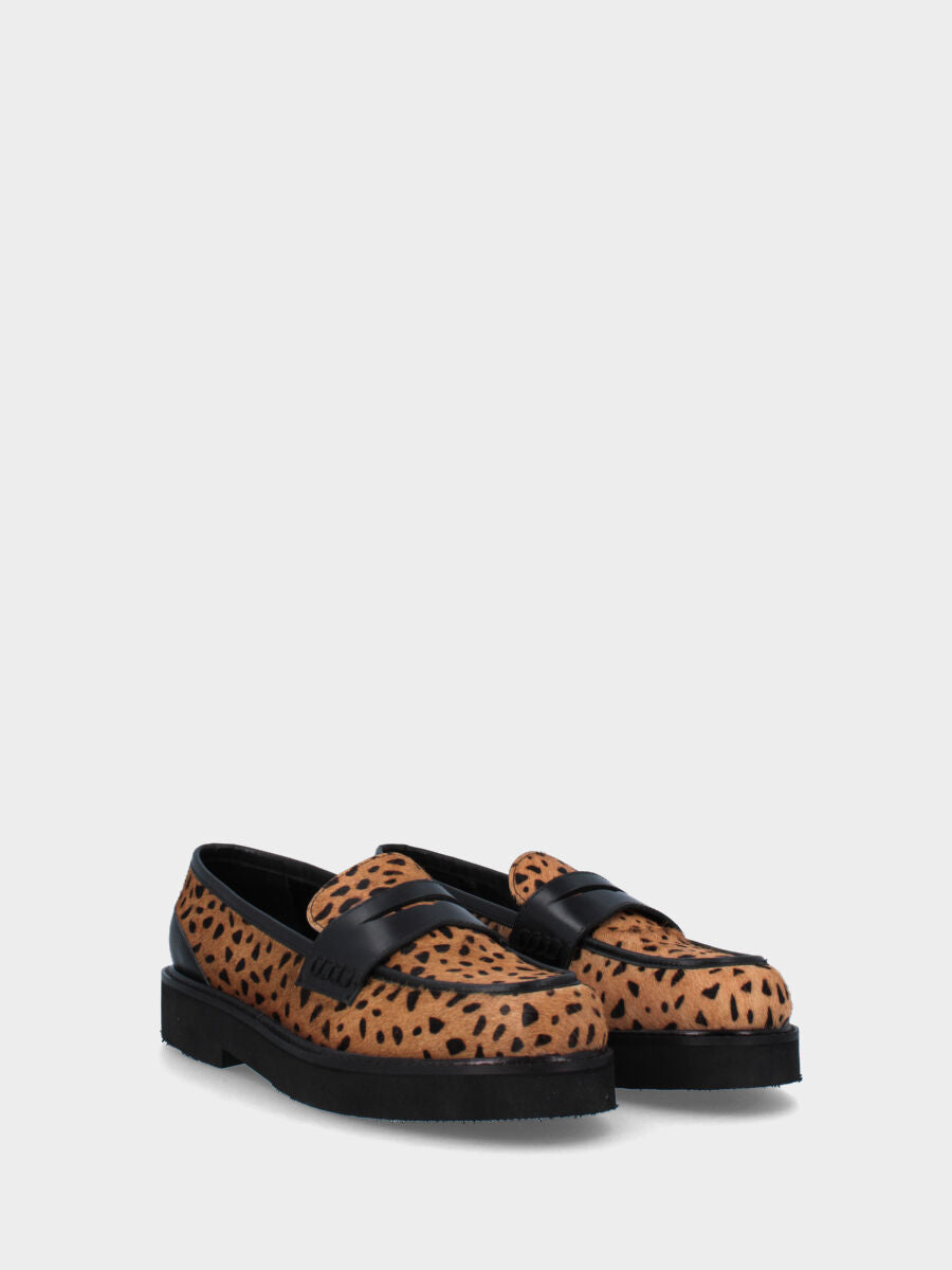 Animal print leather moccasin with contrasting details
