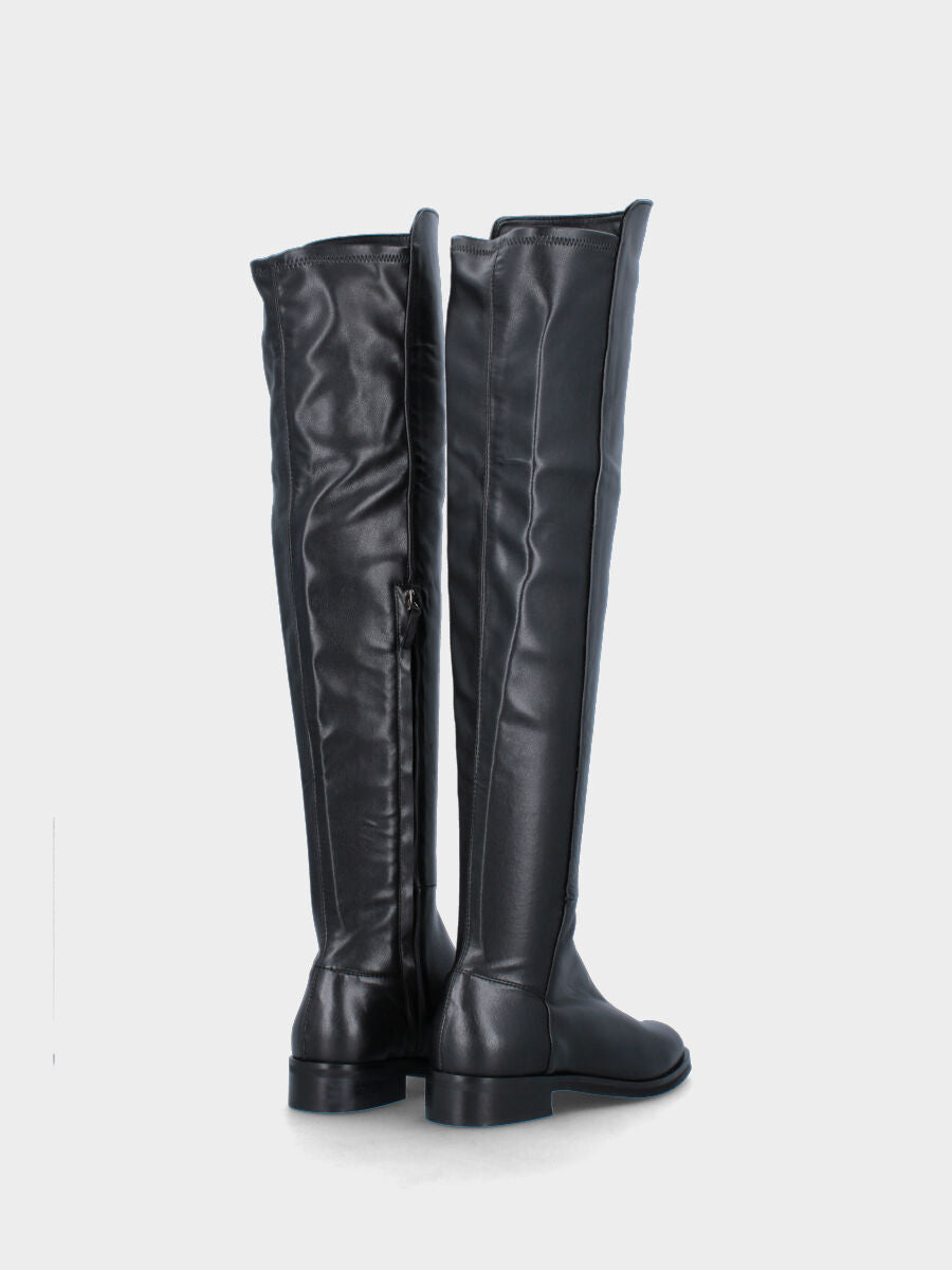 Black leather boot with eco-leather back