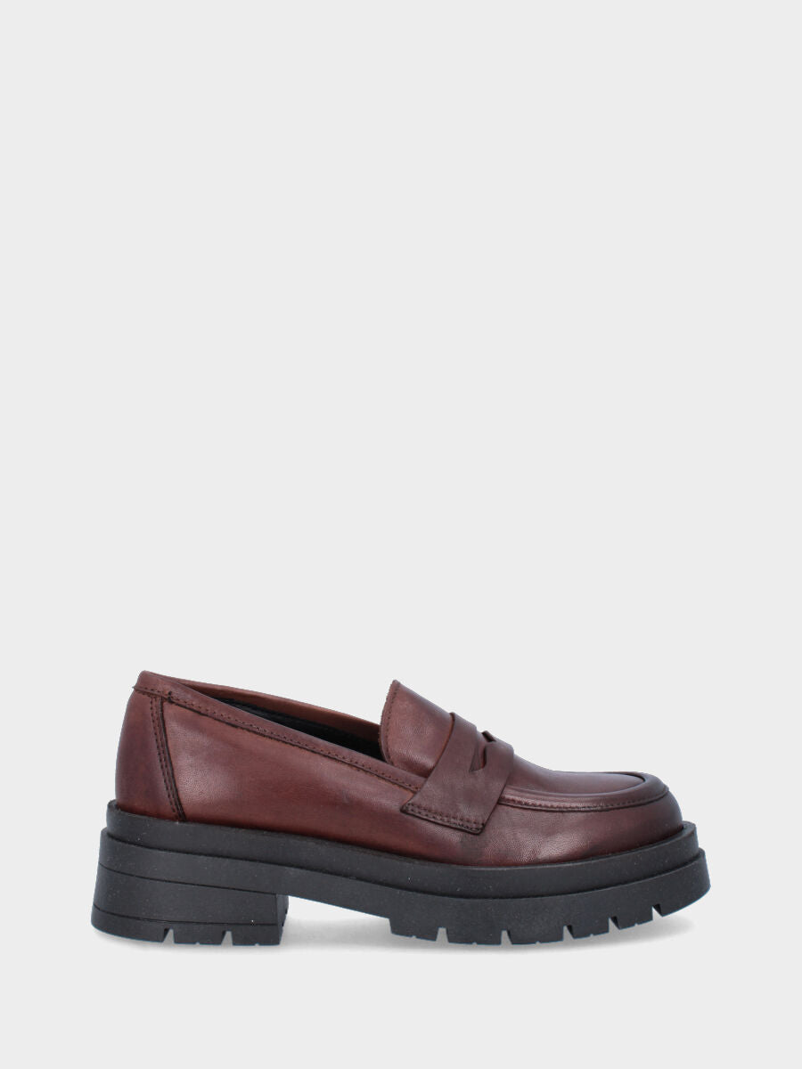 mocassino tacco 30mm, punta tonda, suola combat monblocco in gomma con plateau di 20mm e fondo carrarmato