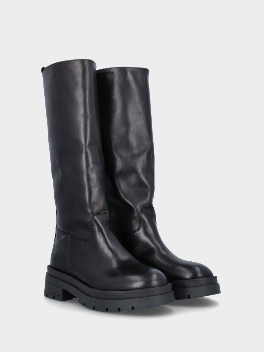 Stivale nero in pelle con gambale a tubo e suola track