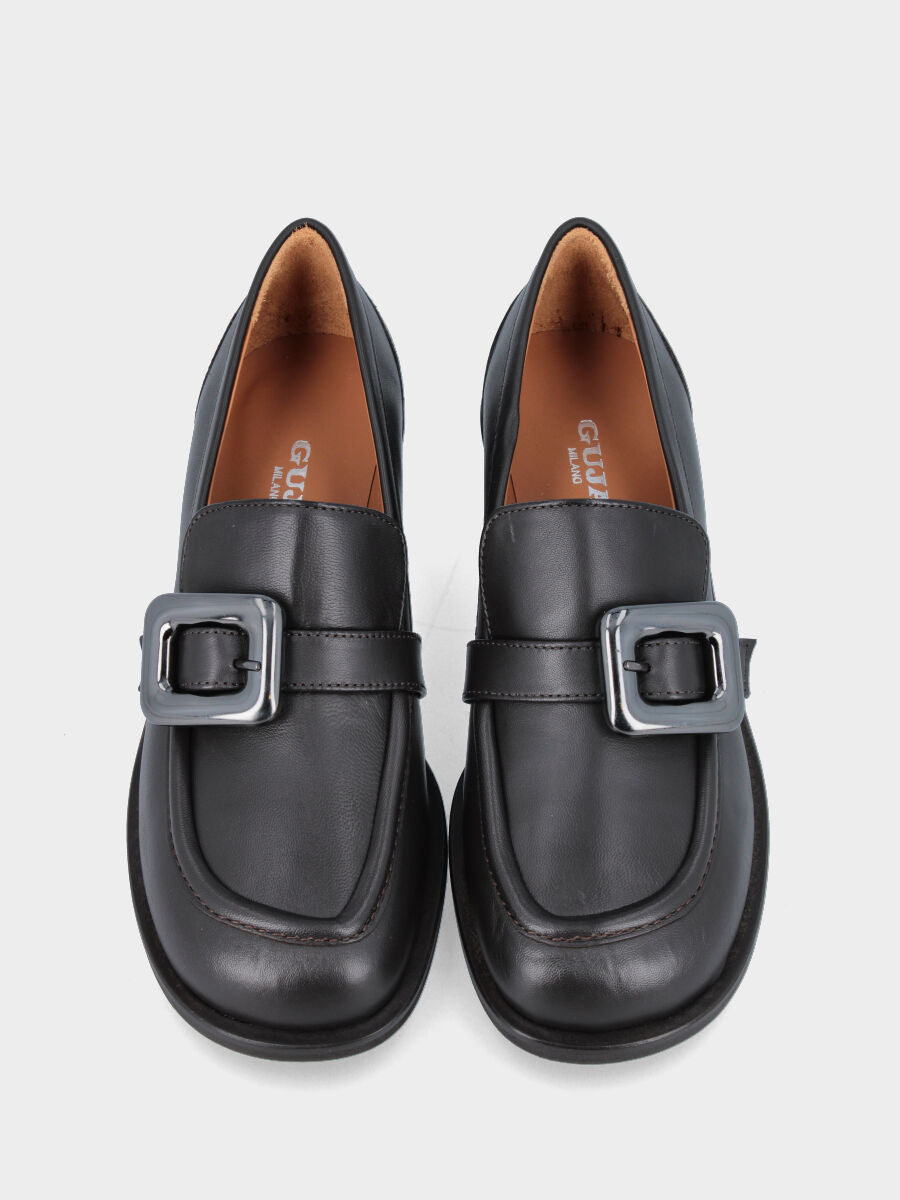 Sandalo monoblocco in vitello rosso con fascia ripiegata