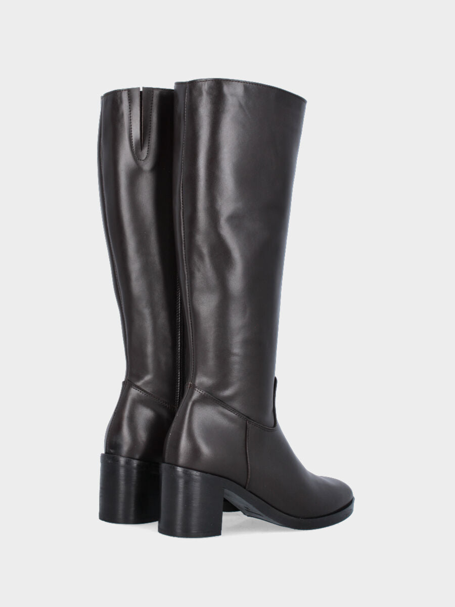 Stivale marrone in pelle con tacco largo