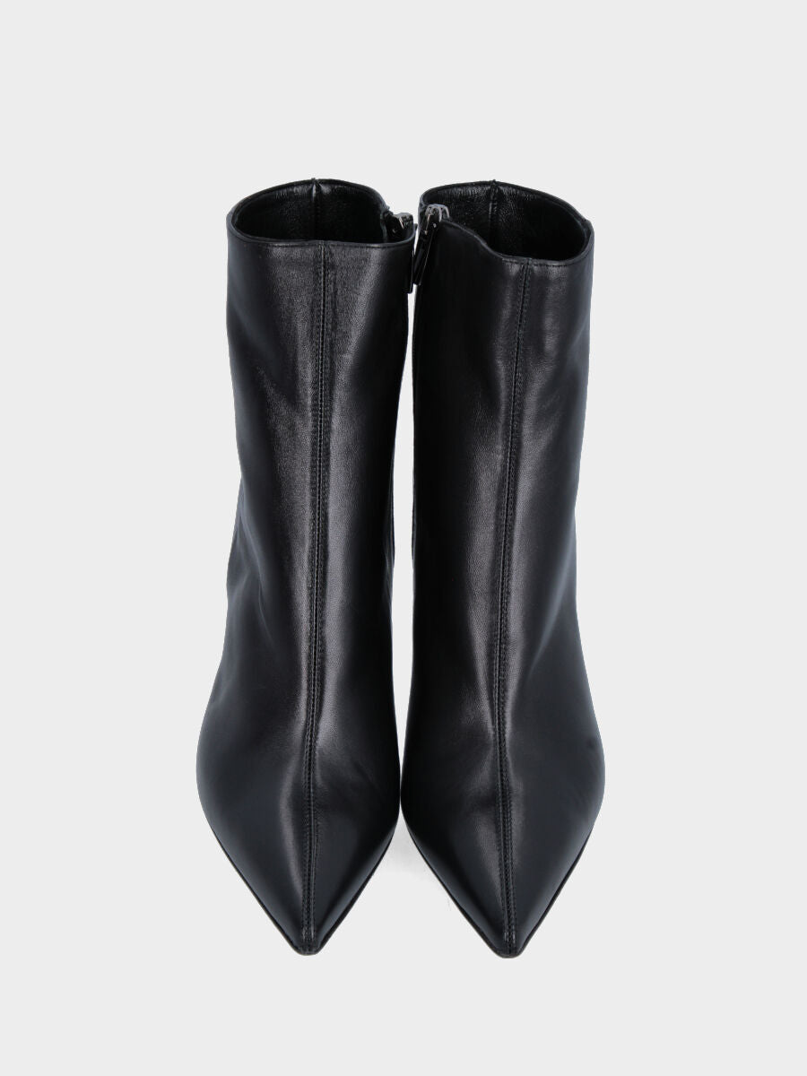 Stivaletto nero in pelle con zeppa