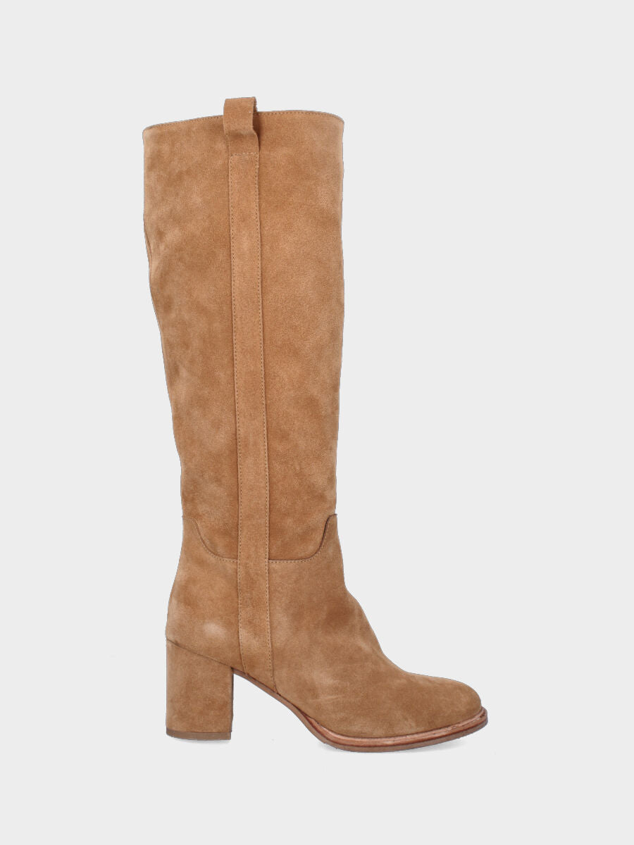 Stivale beige in camoscio con fascetta lungo il gambale
