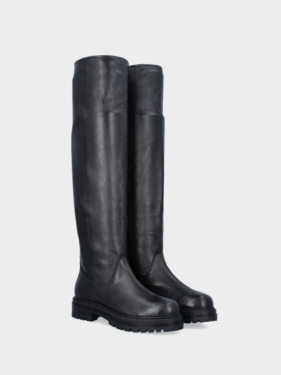 Stivale nero in pelle con gambale alto