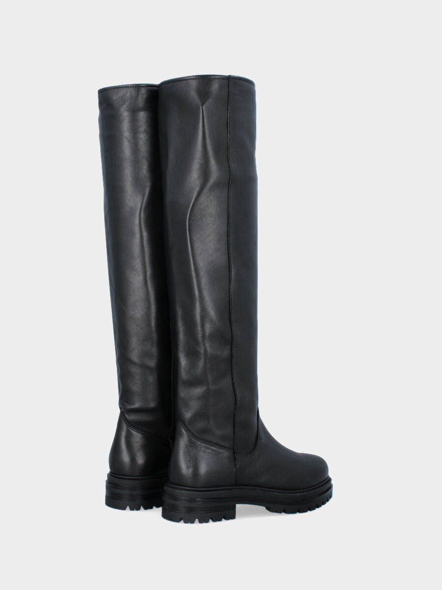 Stivale nero in pelle con gambale alto