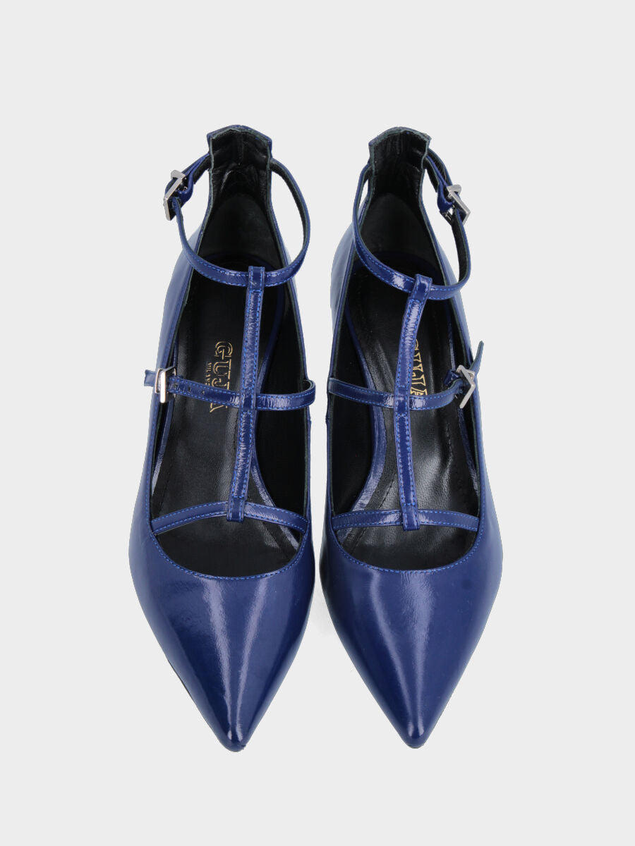 Escarpins bleus en cuir avec fines lanières