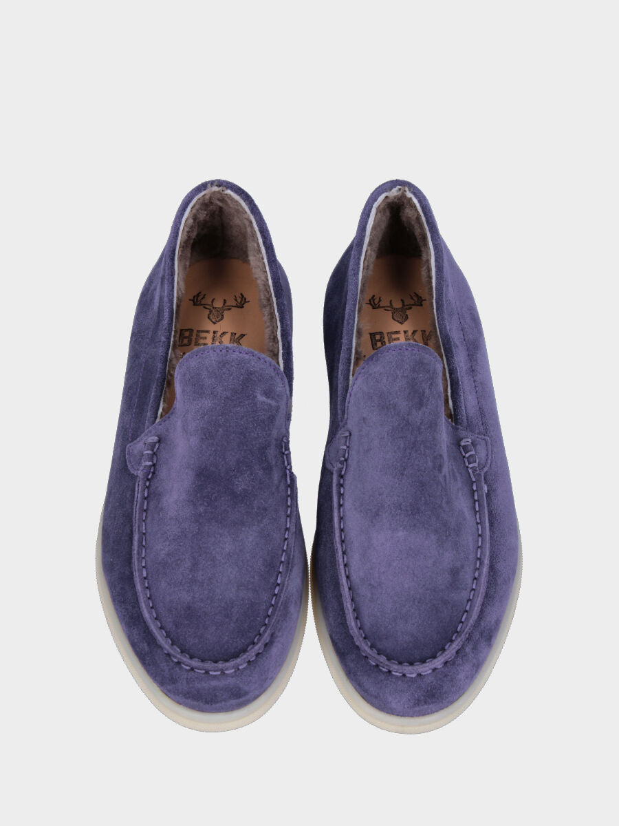 Mocassin violet en cuir avec doublure en fourrure