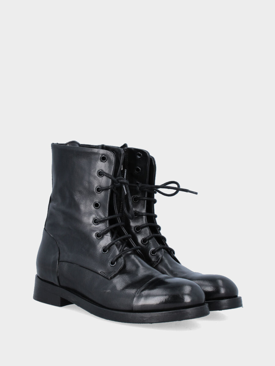 Black leather ankle boot with toe cap