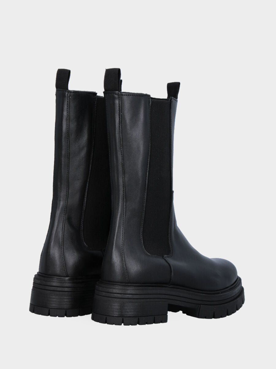 Botte de combat noire en cuir avec semelle monobloc