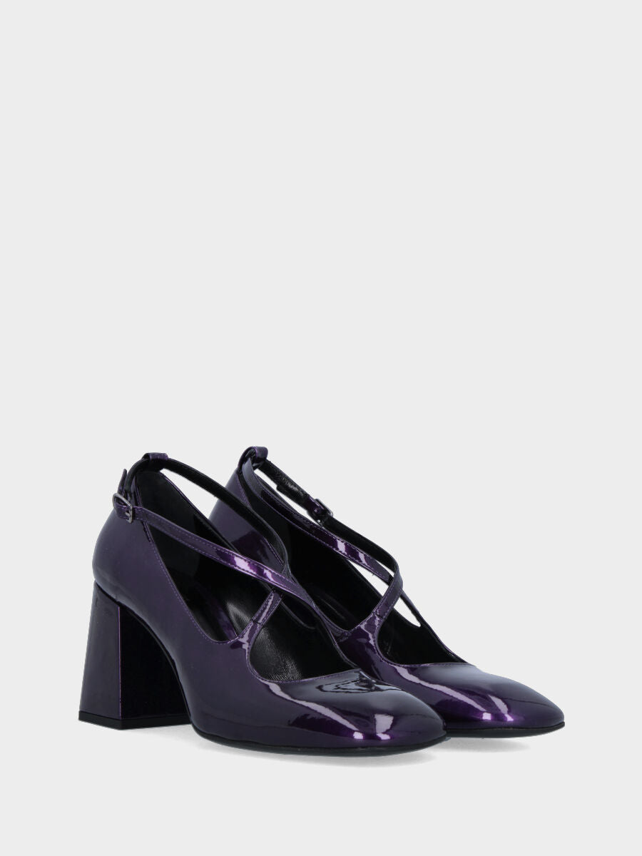 Purple patent open pumps with crossed straps